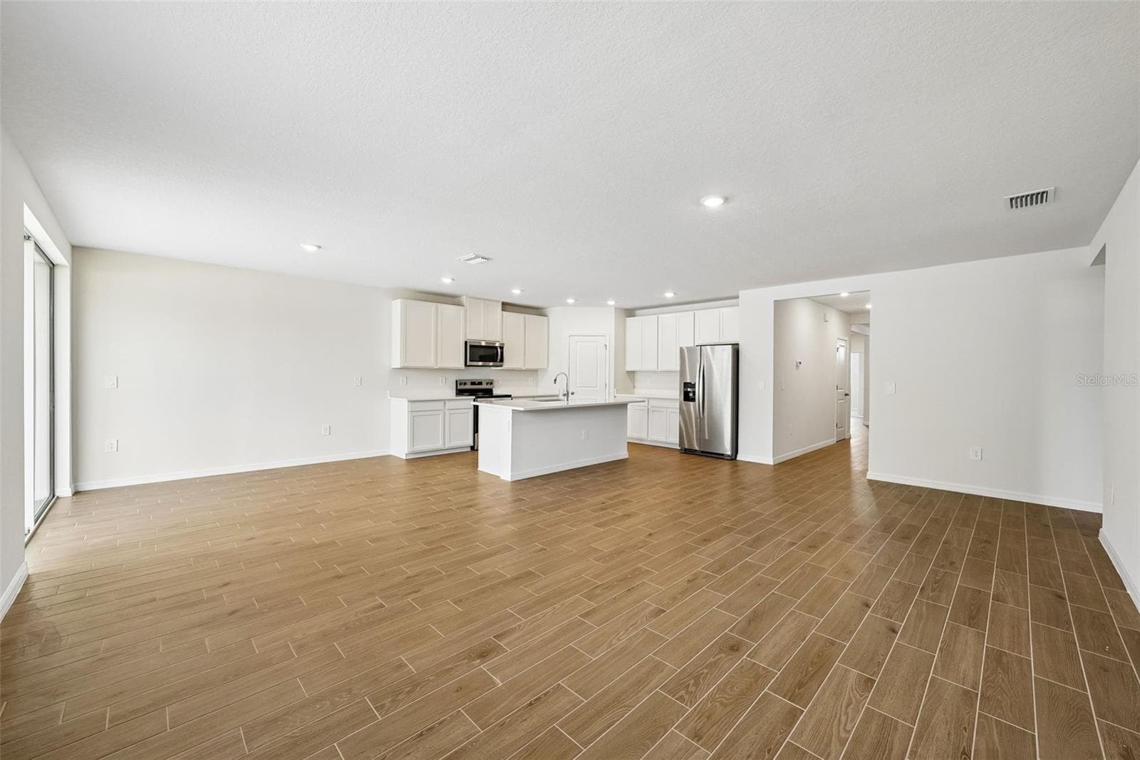 Single Family Residence at 13755 UMBER FOREST ST, HUDSON, photo 4 of 50
