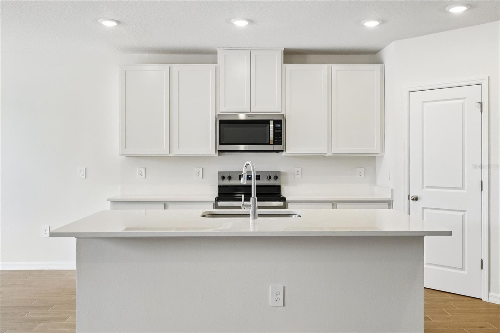 Single Family Residence at 13755 UMBER FOREST ST, HUDSON, photo 8 of 50