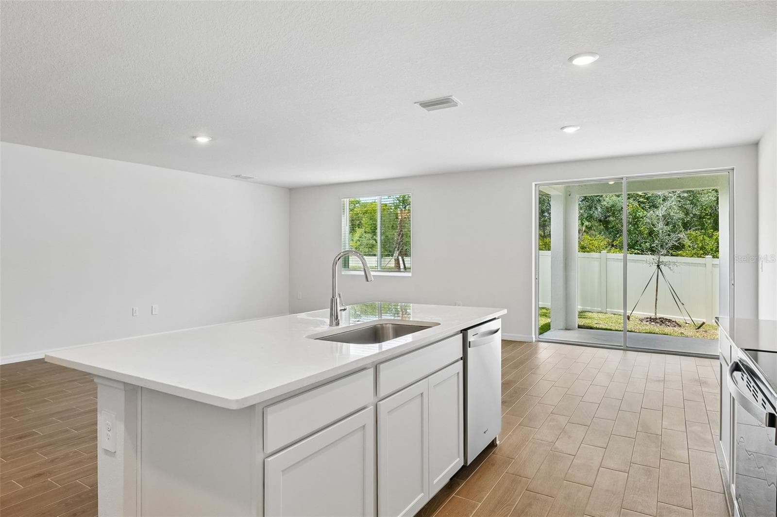 Single Family Residence at 13755 UMBER FOREST ST, HUDSON, photo 16 of 50