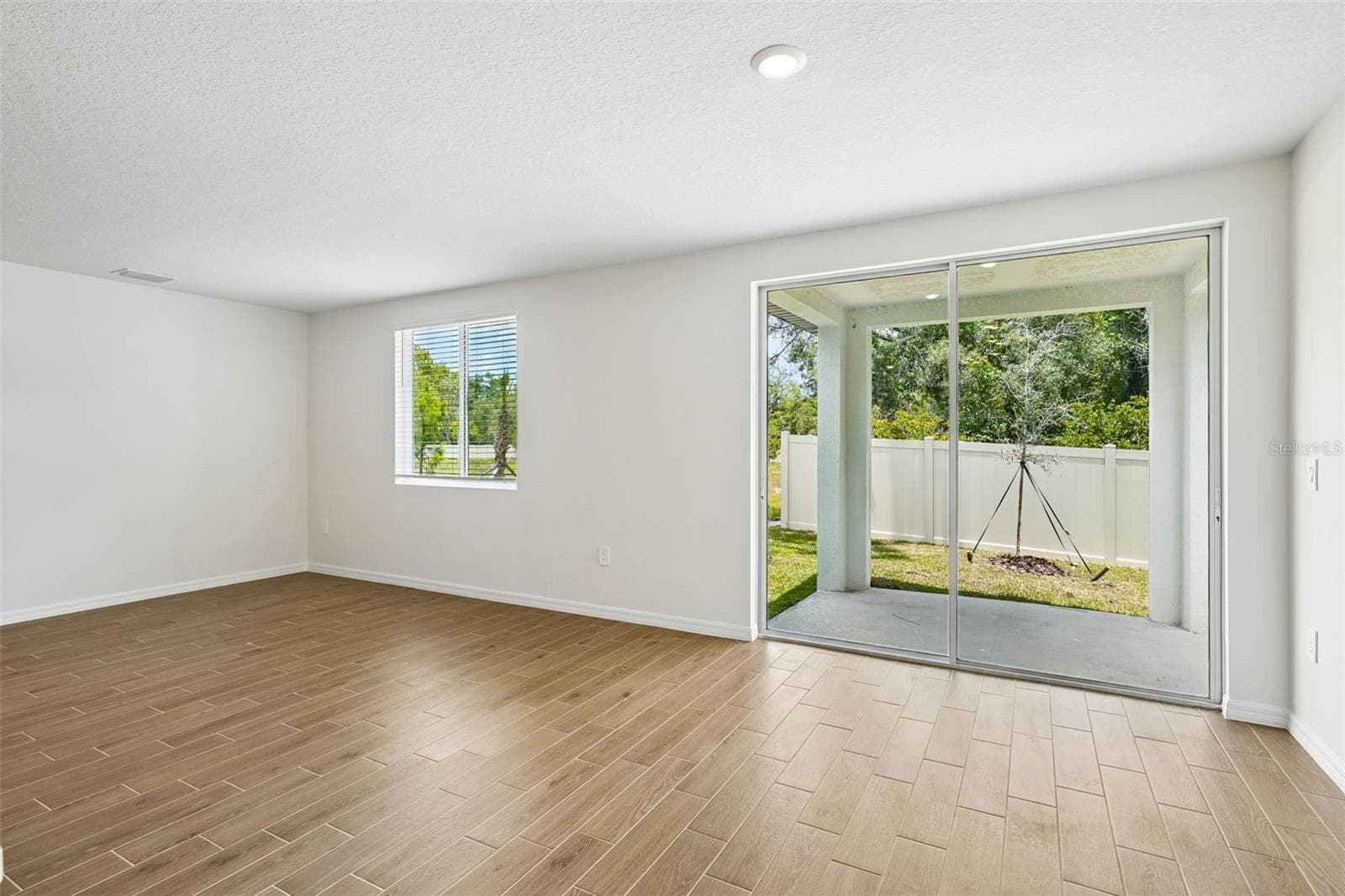 Single Family Residence at 13755 UMBER FOREST ST, HUDSON, photo 20 of 50