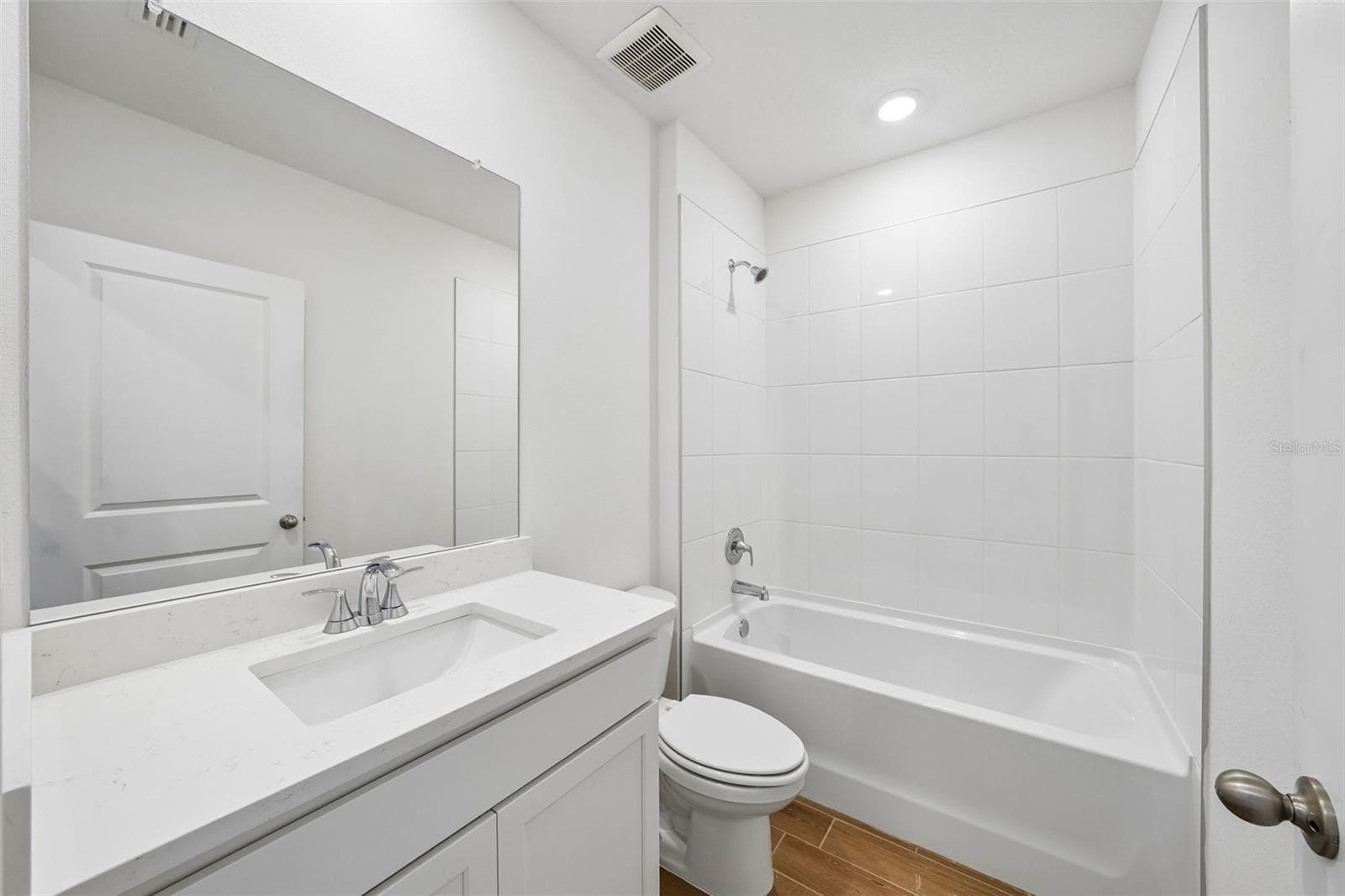 Single Family Residence at 13755 UMBER FOREST ST, HUDSON, photo 30 of 50