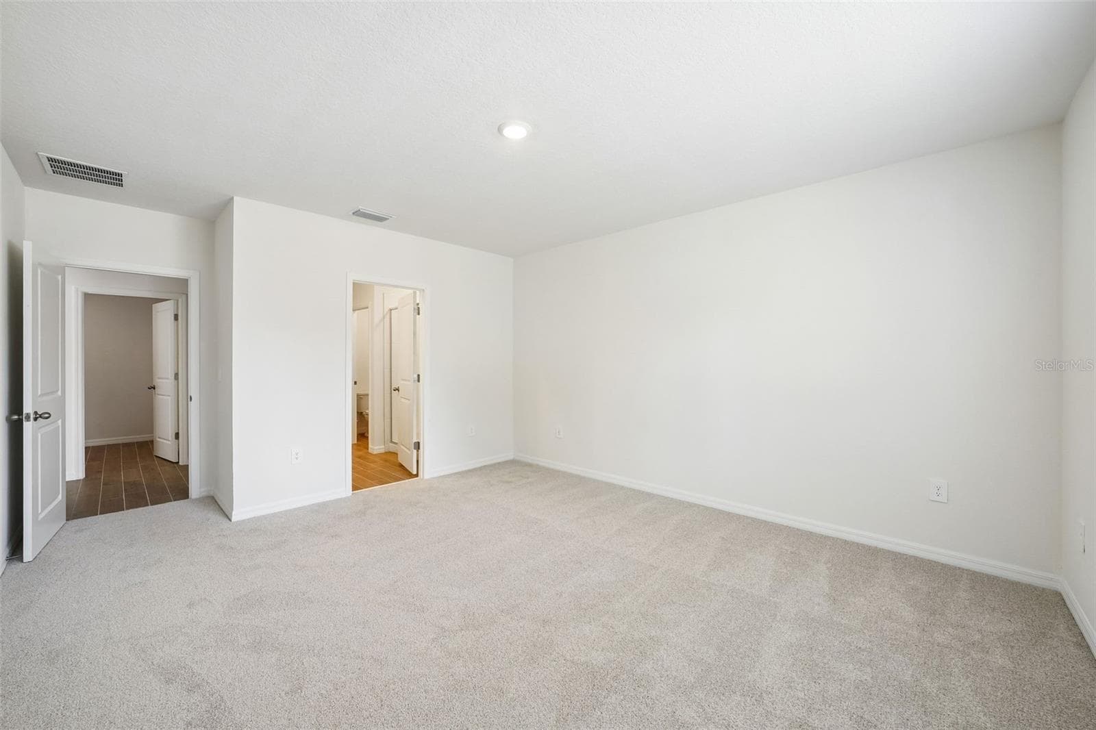 Single Family Residence at 13755 UMBER FOREST ST, HUDSON, photo 39 of 50
