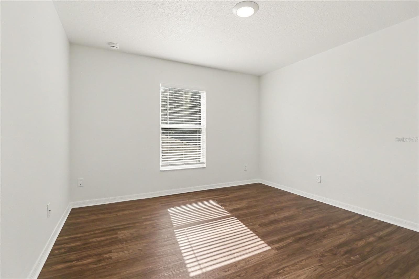 Single Family Residence at 1544 ALGONKIN LOOP, ORLANDO, photo 14 of 29