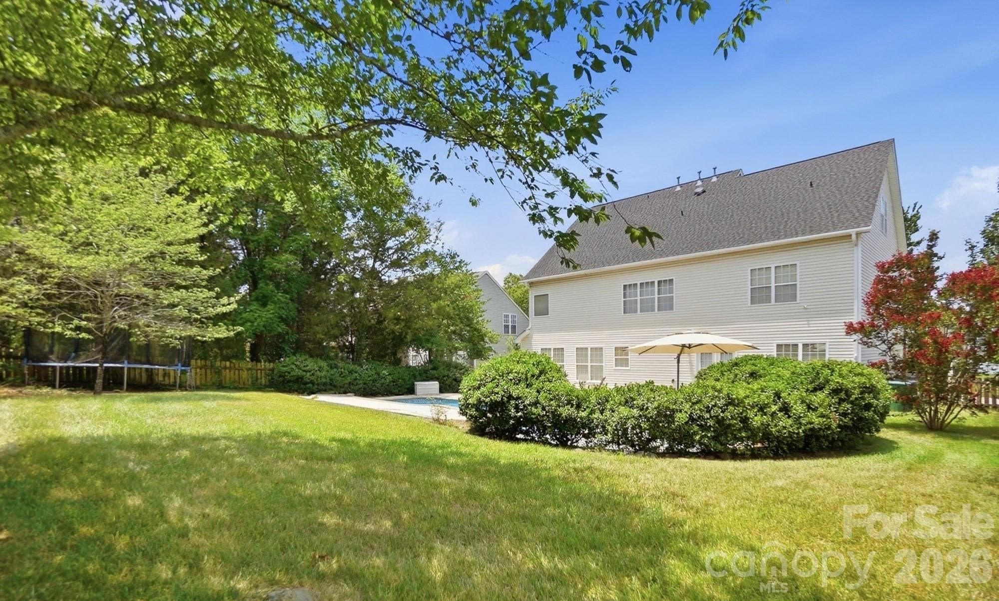 Plenty of Grass area behind and around the pool - 5008 Rosewater Lane, Indian Trail