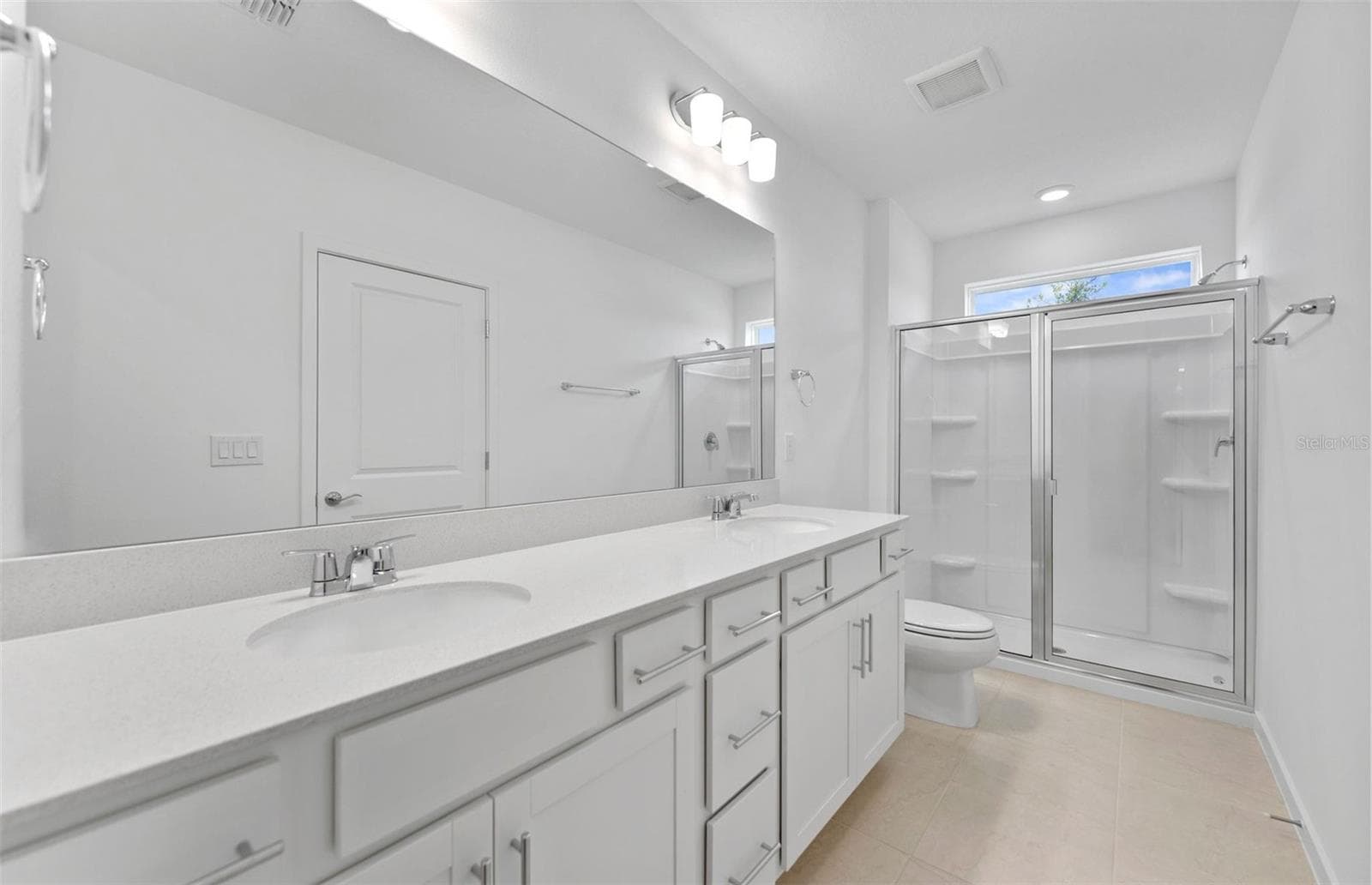 Owner's Bath w/Dual Sinks - 3033 WINDSWEPT WAY, WILDWOOD