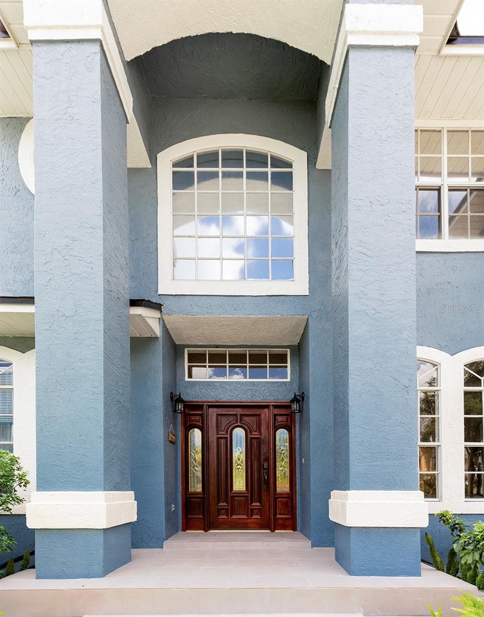 Soaring entrance - 1153 OAK TREE CIR, ALTAMONTE SPRINGS