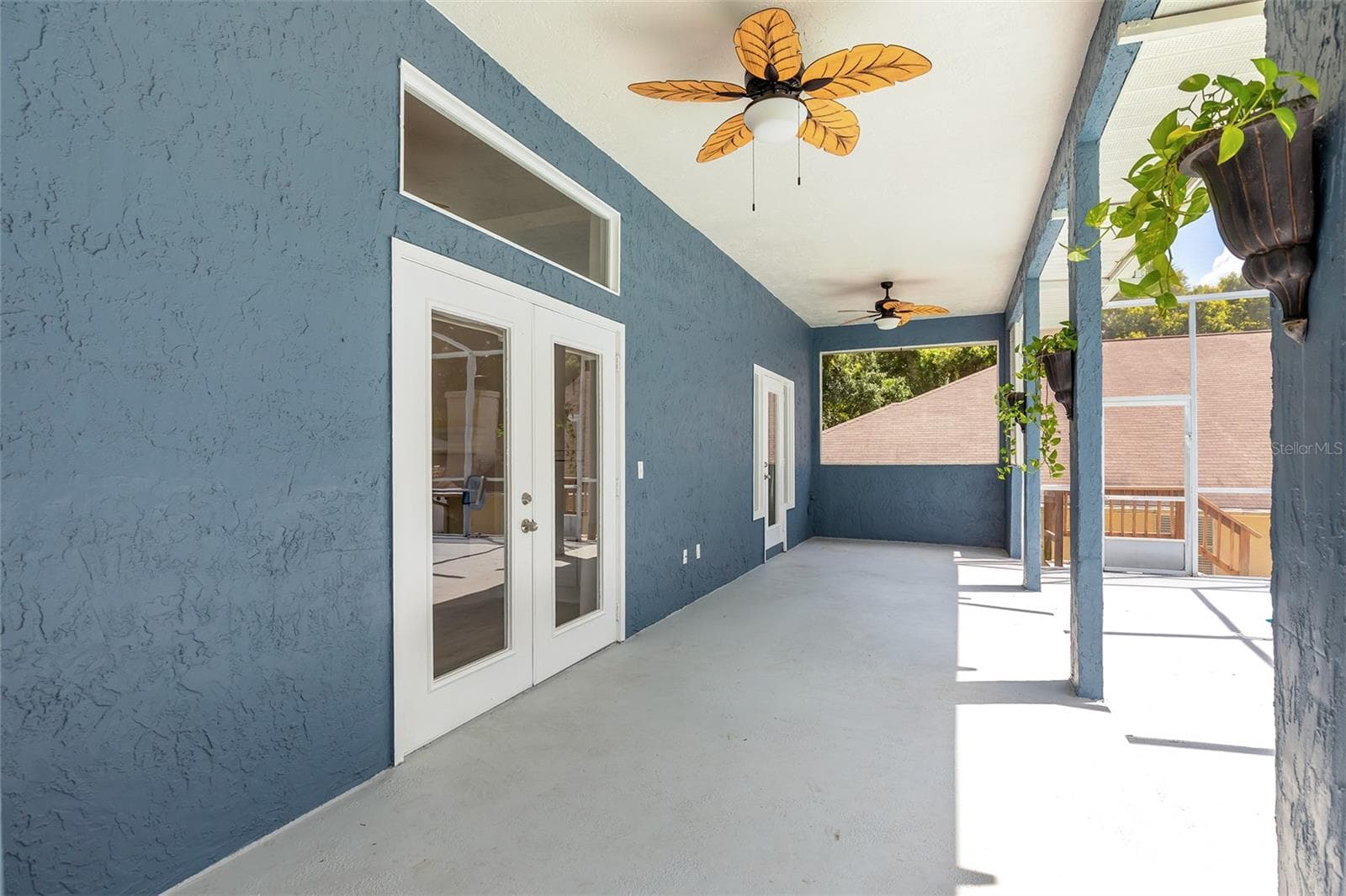 Covered area on screened pool deck - 1153 OAK TREE CIR, ALTAMONTE SPRINGS
