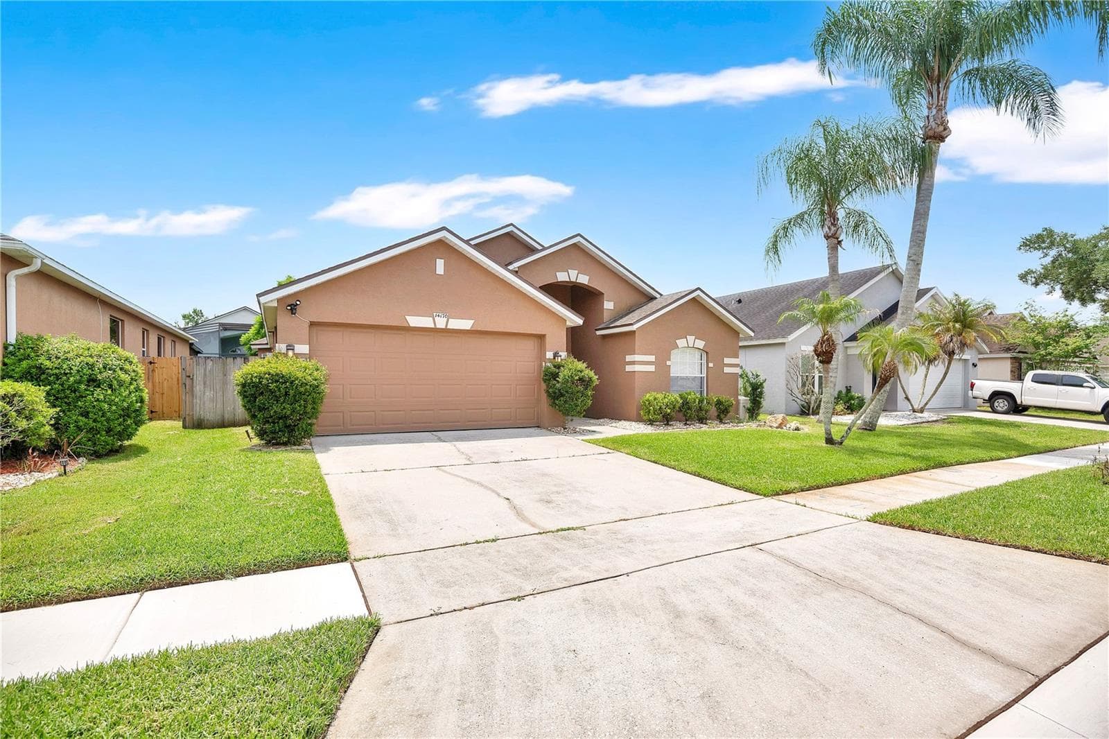 Single Family Residence at 14170 SUNRIVER AVE, ORLANDO, photo 4 of 49