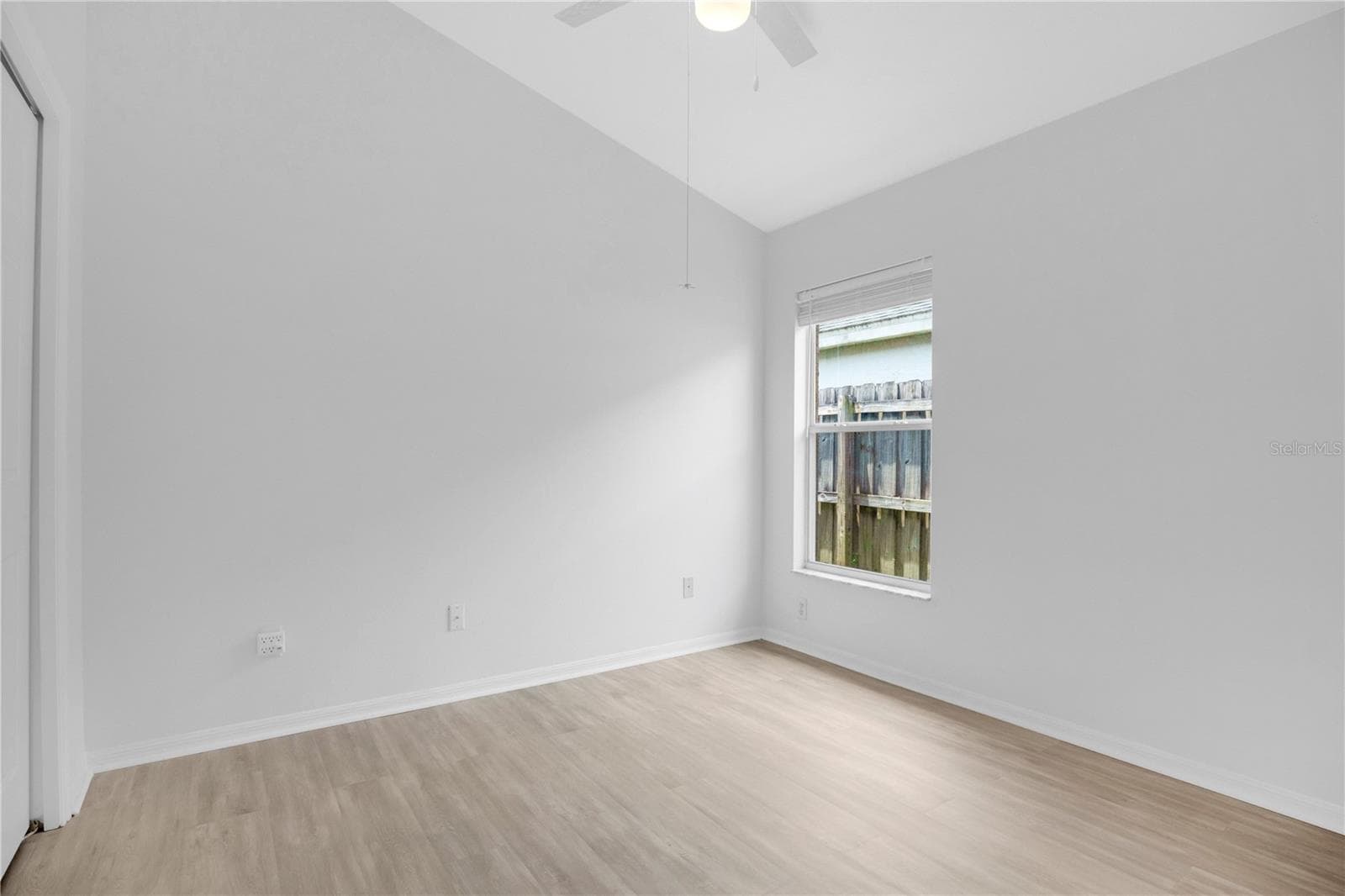 Single Family Residence at 14170 SUNRIVER AVE, ORLANDO, photo 24 of 49