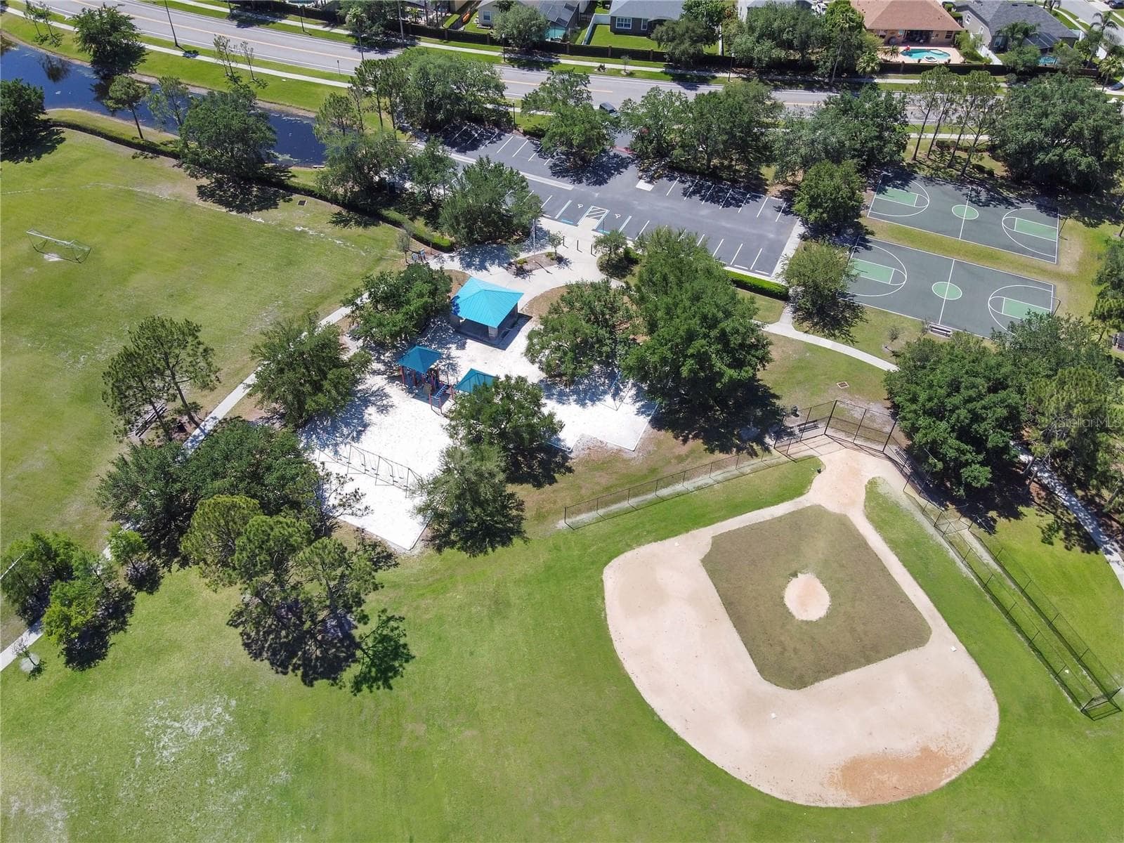 Single Family Residence at 14170 SUNRIVER AVE, ORLANDO, photo 44 of 49