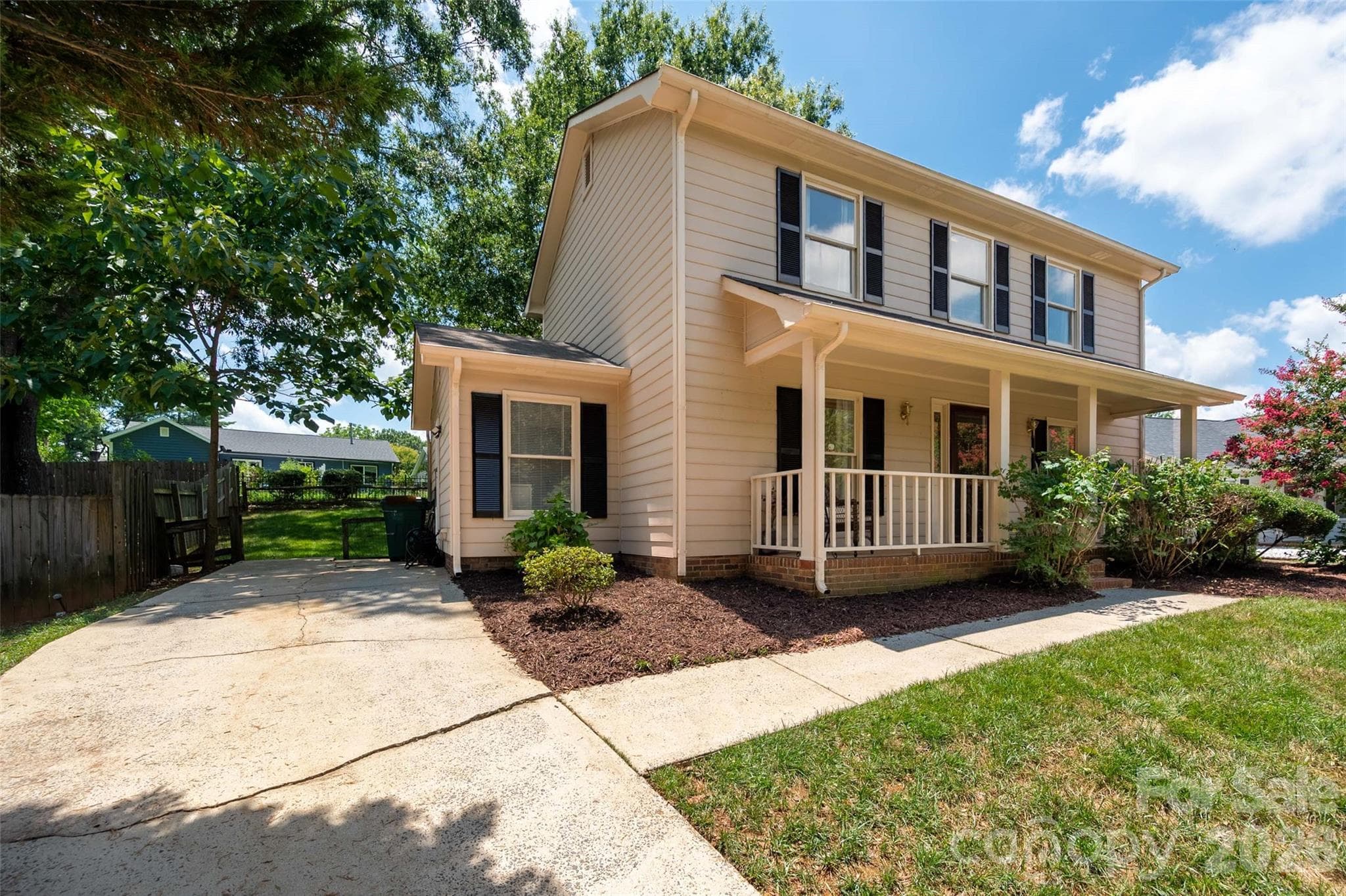 Single Family Residence at Charlotte, photo 2 of 28