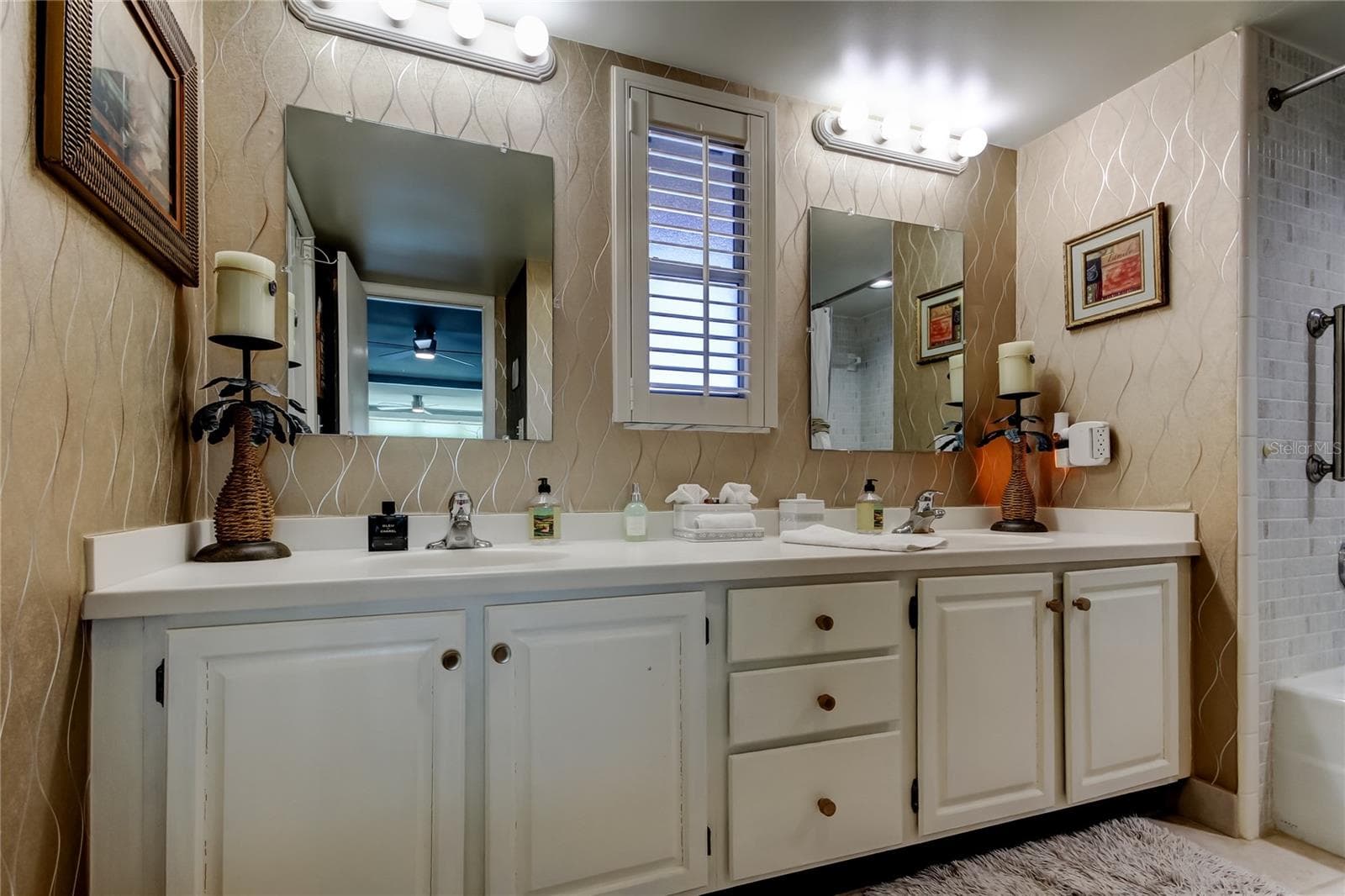 Condominium at 5200 BRITTANY DR S #204, ST PETERSBURG, photo 37 of 70