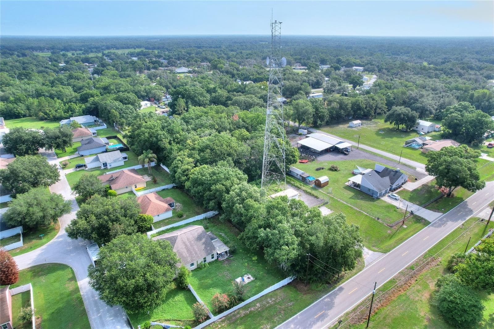 Business at 325 WILDER RD, LAKELAND, photo 10 of 16