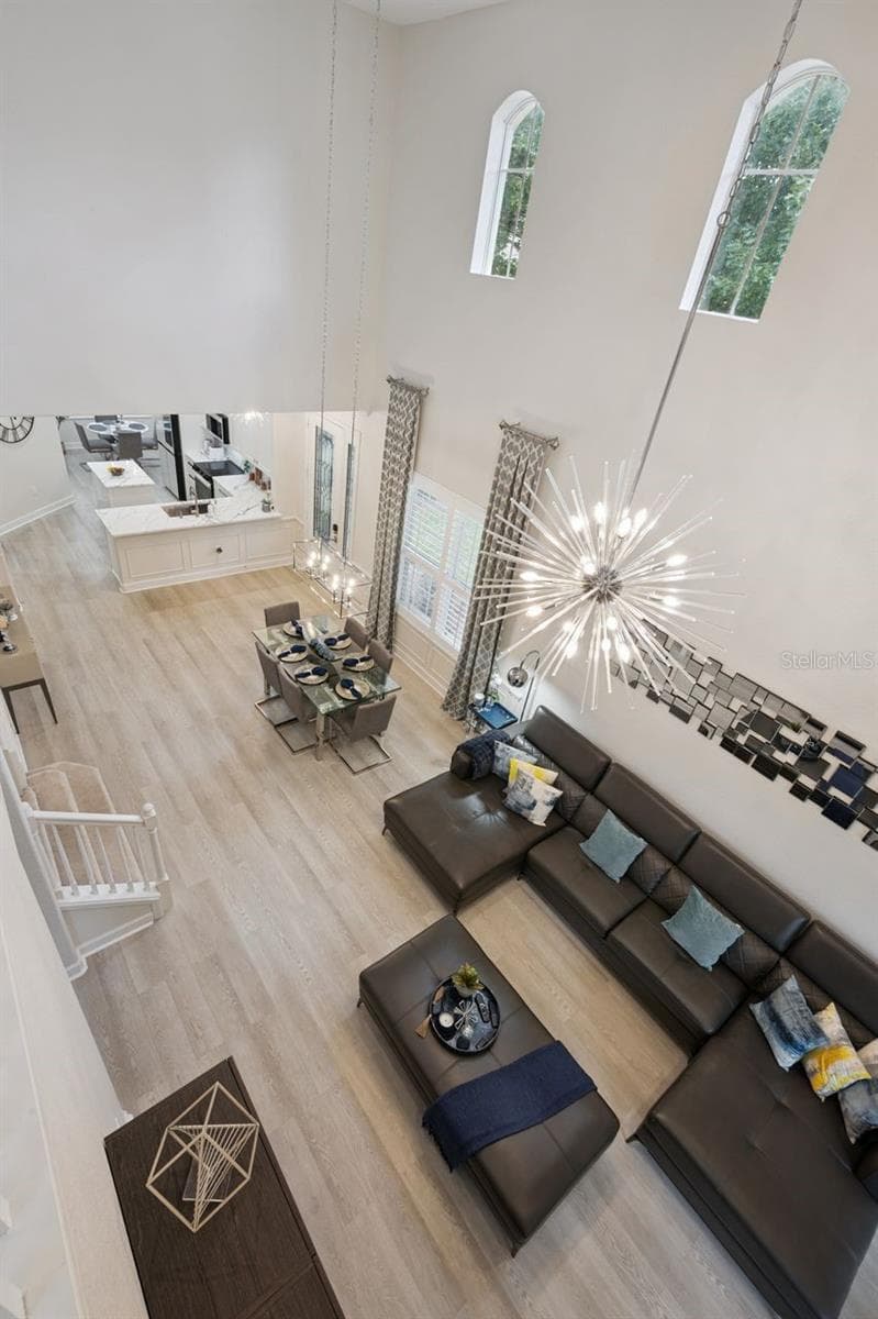 AMAZING NATURAL LIGHT IN THIS UNIT.. - 6349 MIRAMONTE DR #101, ORLANDO