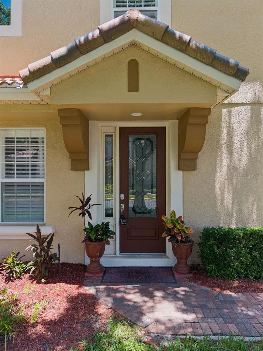 PRIVATE ENTRANCE - 6349 MIRAMONTE DR #101, ORLANDO
