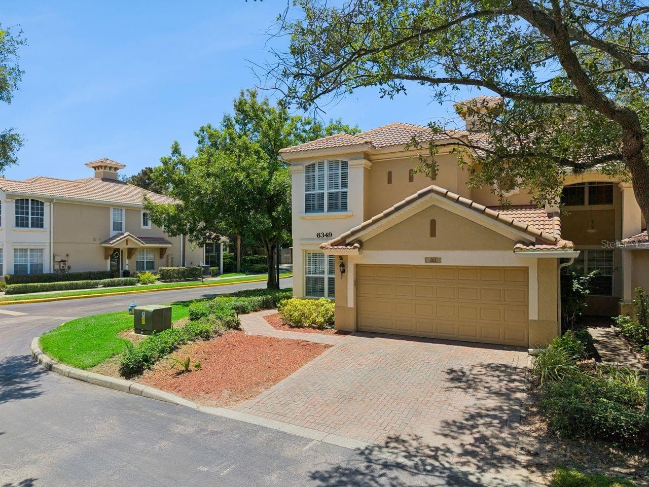 3-BEDS 2.5-BATHS 2-CAR GARAGE - 6349 MIRAMONTE DR #101, ORLANDO