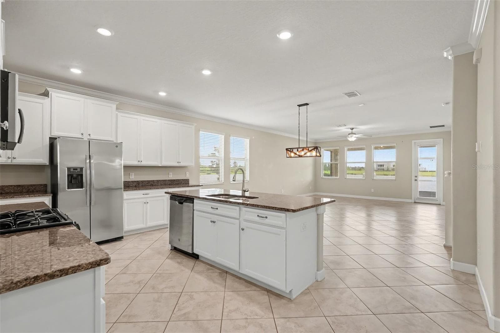 Single Family Residence at 9173 SHADYSIDE LN, LAND O LAKES, photo 6 of 31