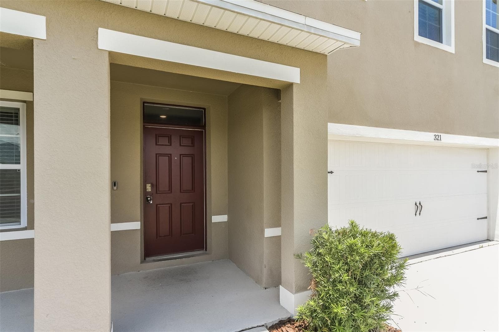 Single Family Residence at 321 ALEXZANDER WAY, WINTER HAVEN, photo 3 of 35