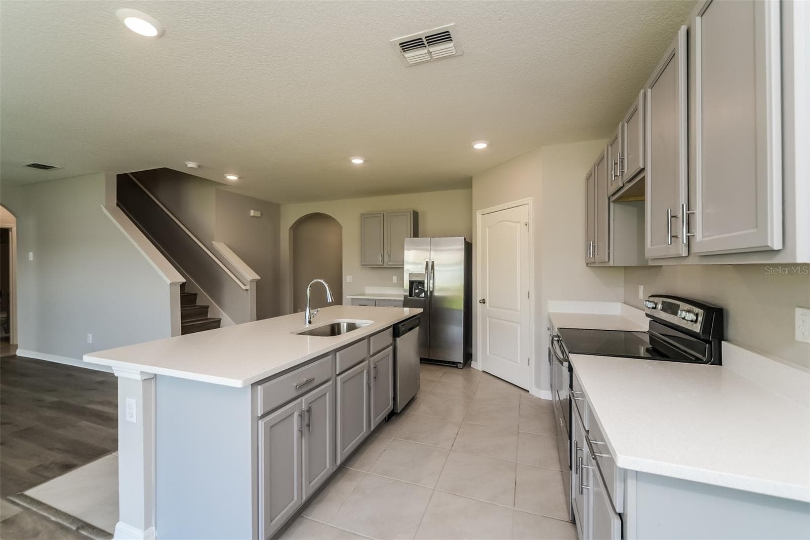Single Family Residence at 321 ALEXZANDER WAY, WINTER HAVEN, photo 12 of 35