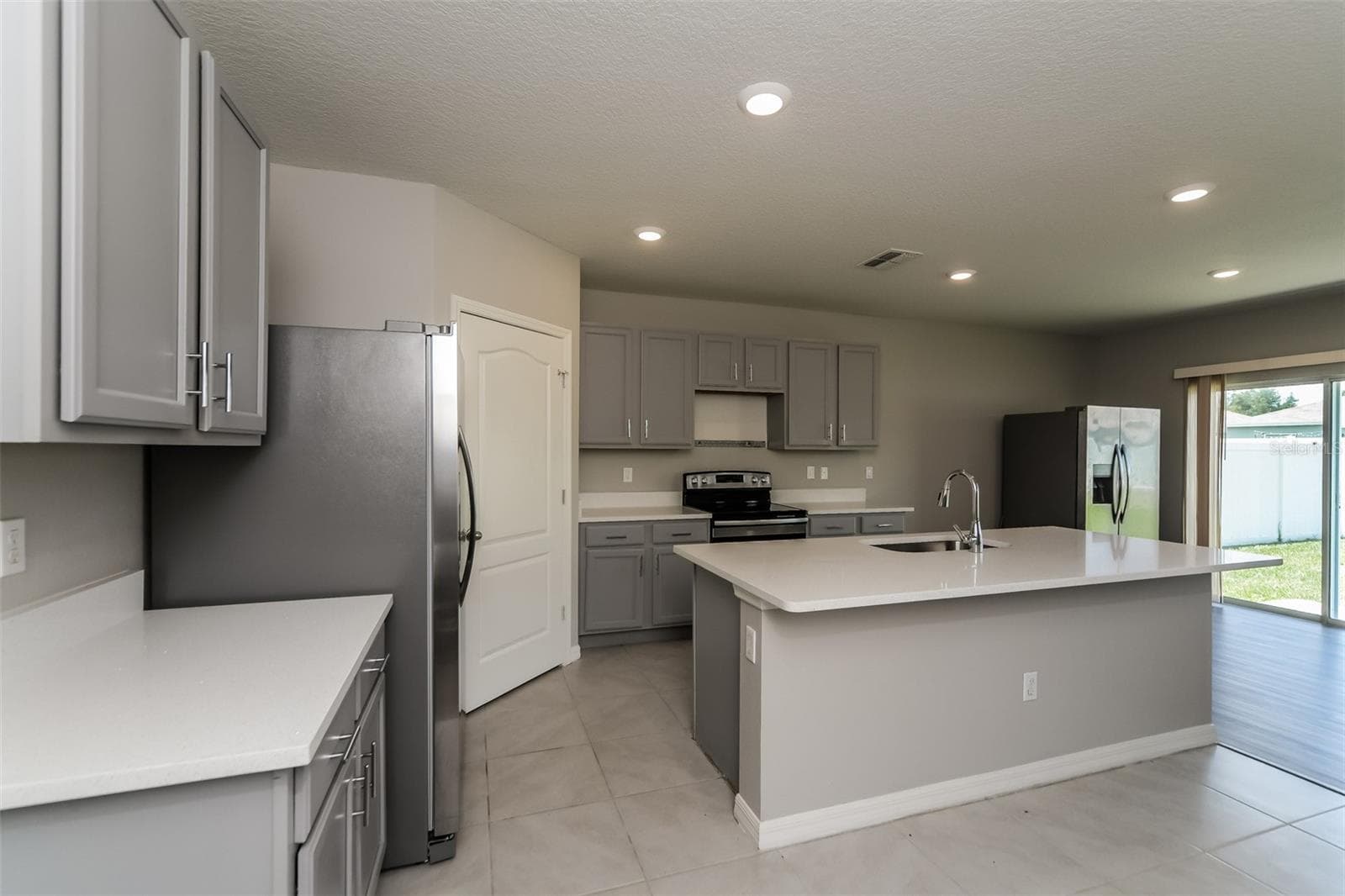 Single Family Residence at 321 ALEXZANDER WAY, WINTER HAVEN, photo 15 of 35