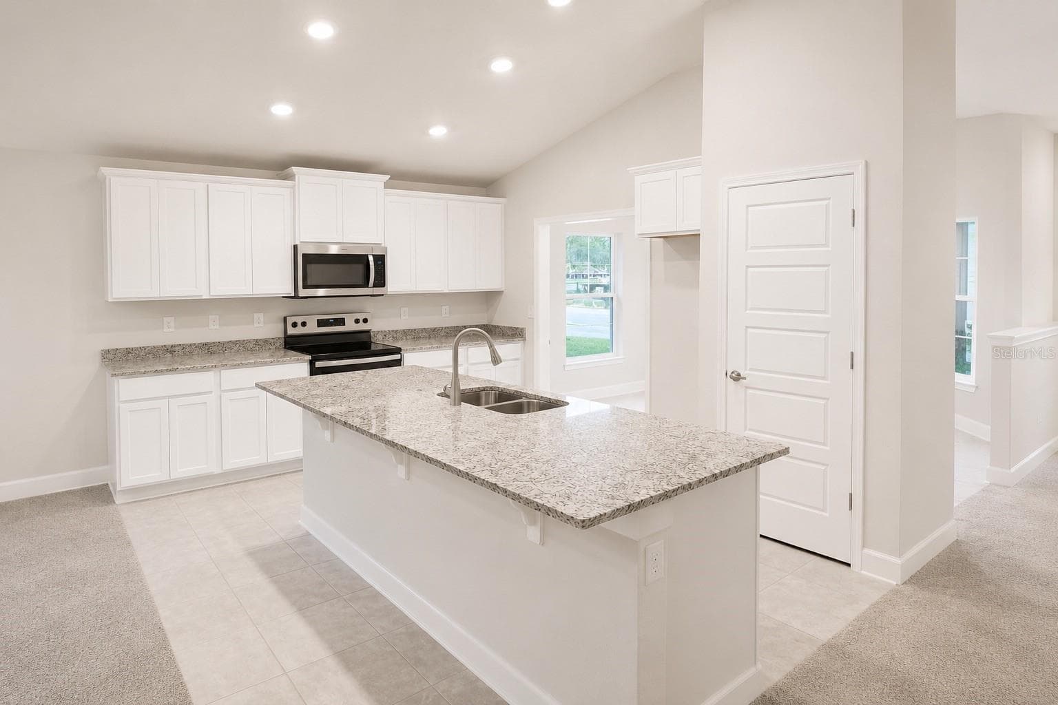 Kitchen Island - 7552 BENT TREE LOOP, ST CLOUD