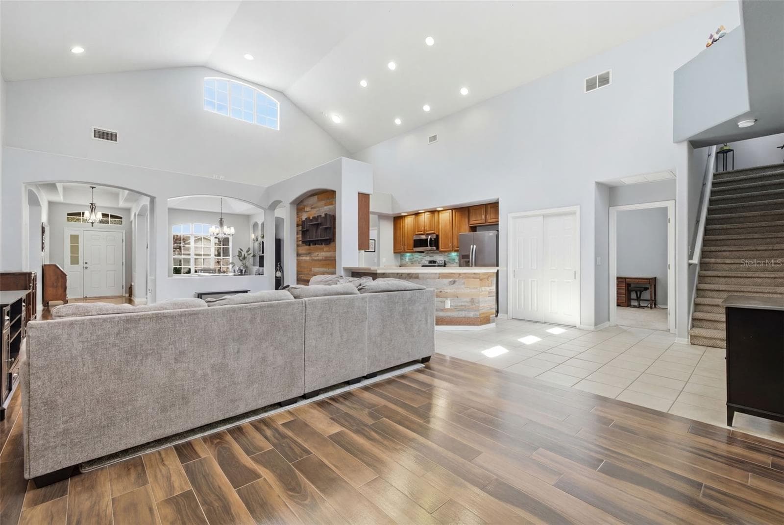 Single Family Residence at 6846 PINE SPRINGS, WESLEY CHAPEL, photo 18 of 62