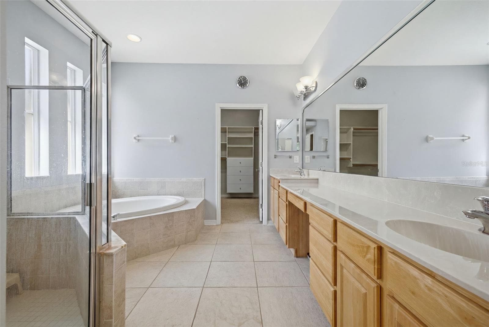 Primary bath - 6846 PINE SPRINGS, WESLEY CHAPEL
