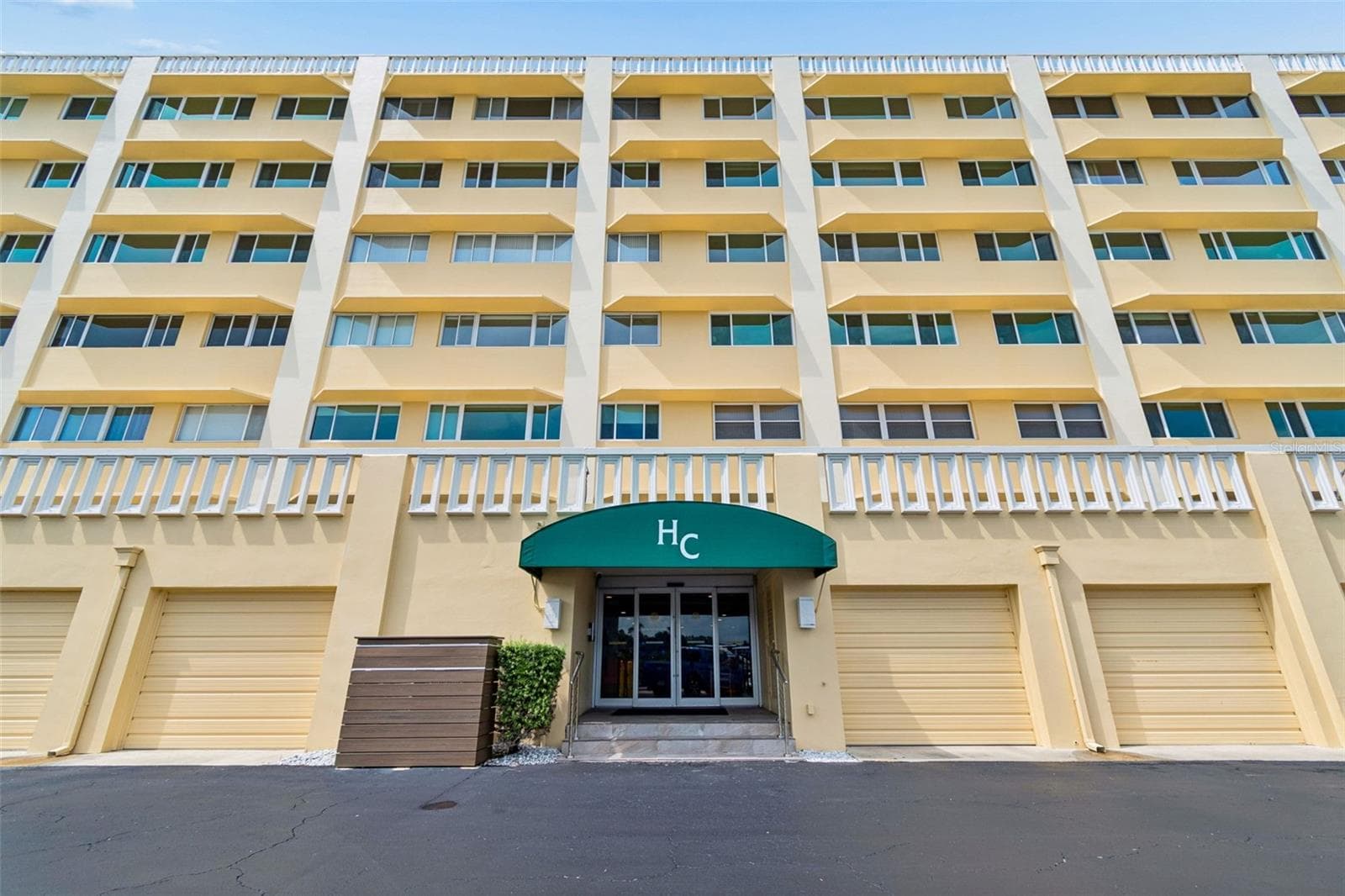 Condominium at 100 BLUFF VIEW DR #509C, BELLEAIR BLUFFS, photo 3 of 60