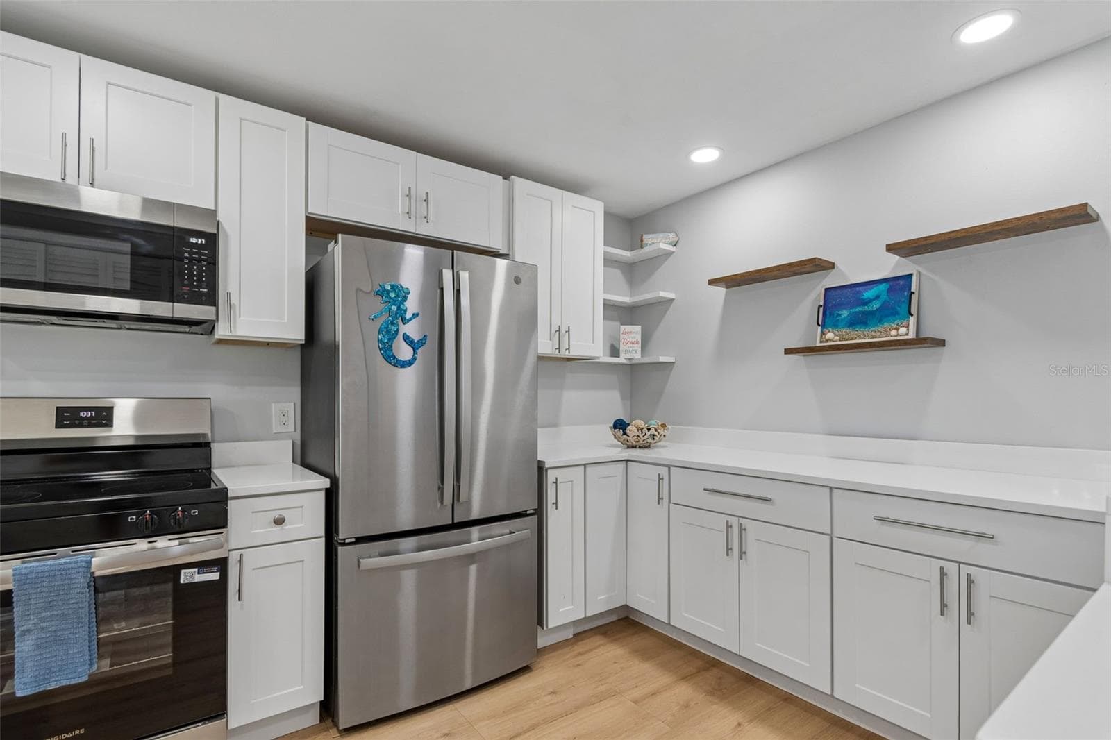 Condominium at 100 BLUFF VIEW DR #509C, BELLEAIR BLUFFS, photo 7 of 60