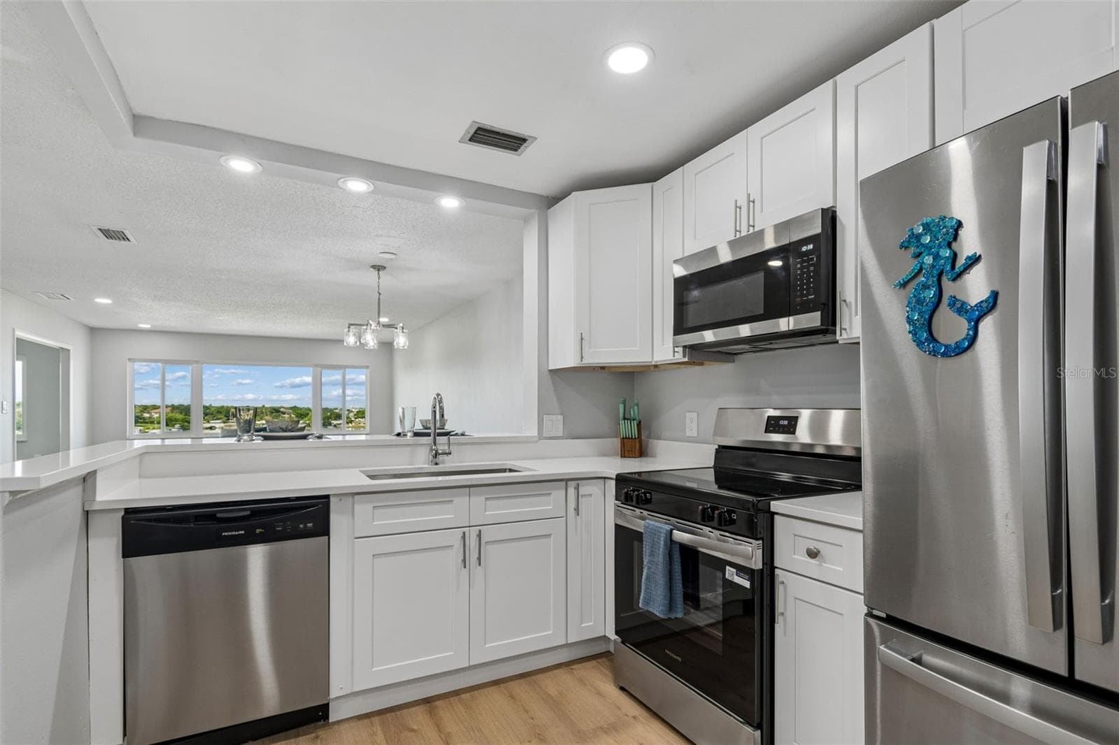 Condominium at 100 BLUFF VIEW DR #509C, BELLEAIR BLUFFS, photo 8 of 60