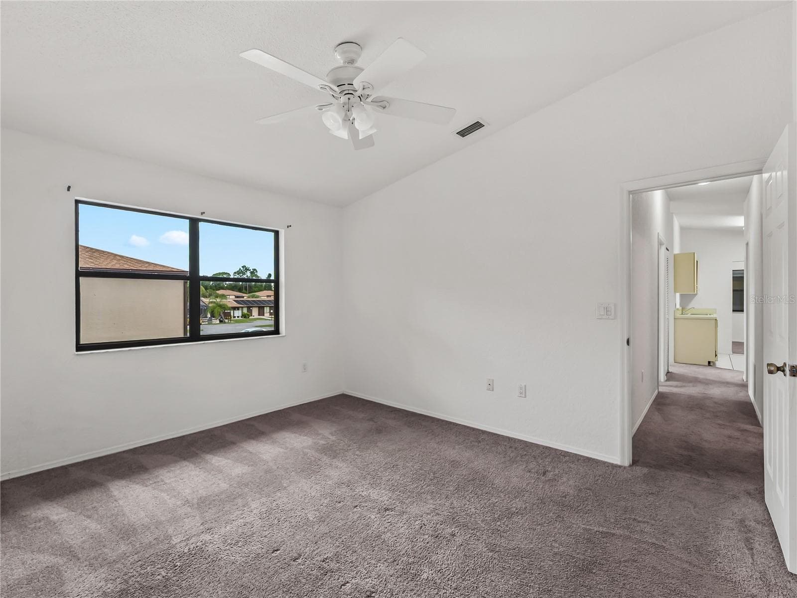 Condominium at 22441 WESTCHESTER BLVD #1500F, PUNTA GORDA, photo 12 of 37