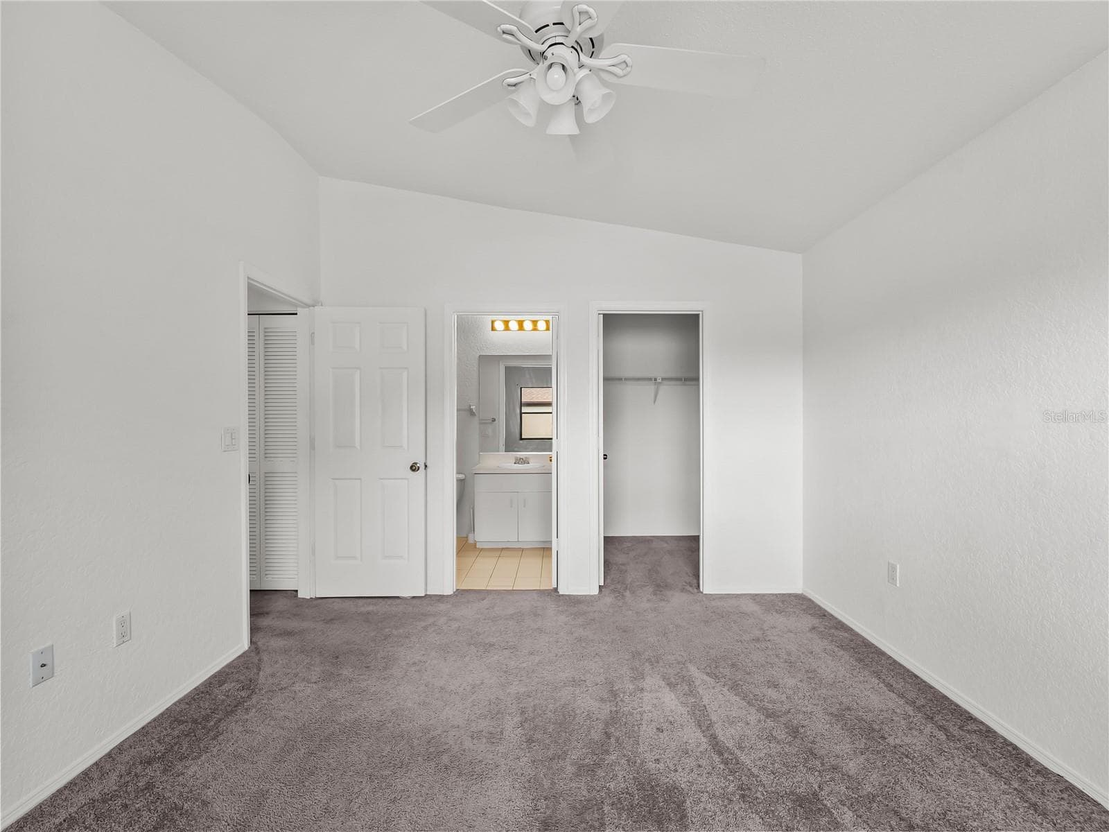 Condominium at 22441 WESTCHESTER BLVD #1500F, PUNTA GORDA, photo 13 of 37