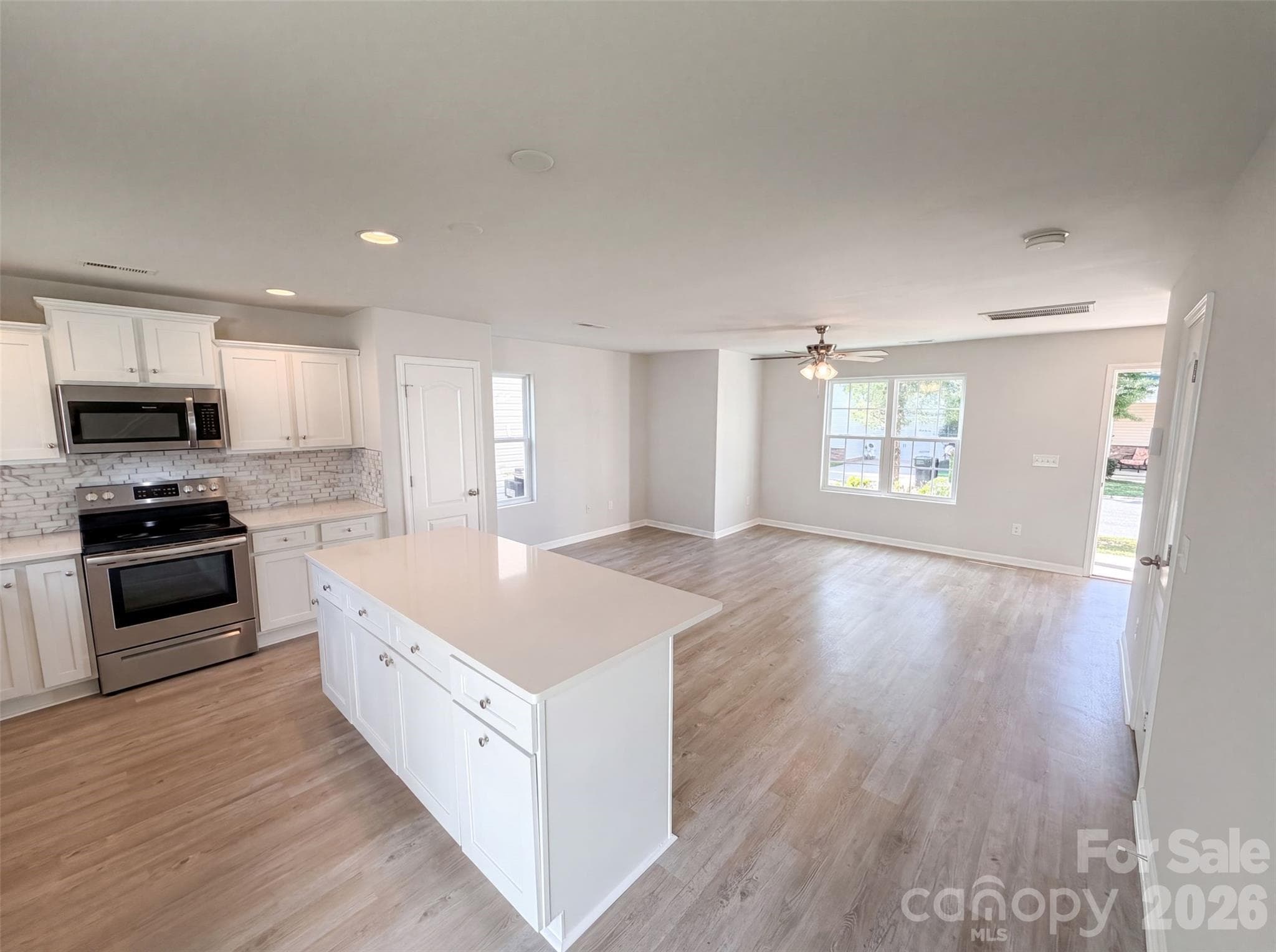 Single Family Residence at Charlotte, photo 9 of 19