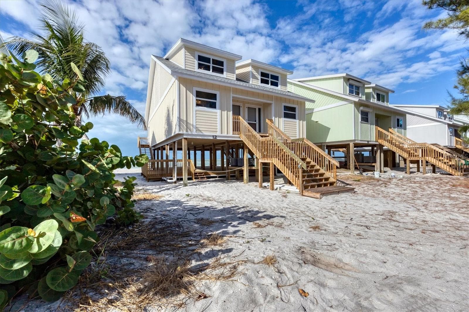 301 S GULF BLVD #12