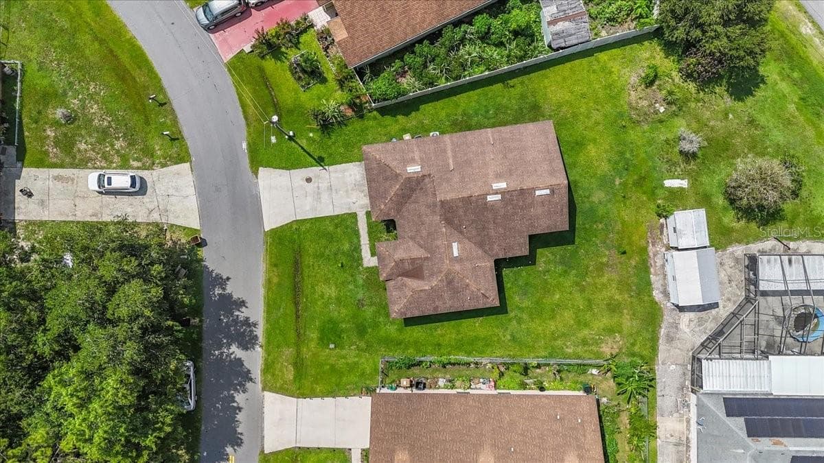 1147 DONCASTER CT