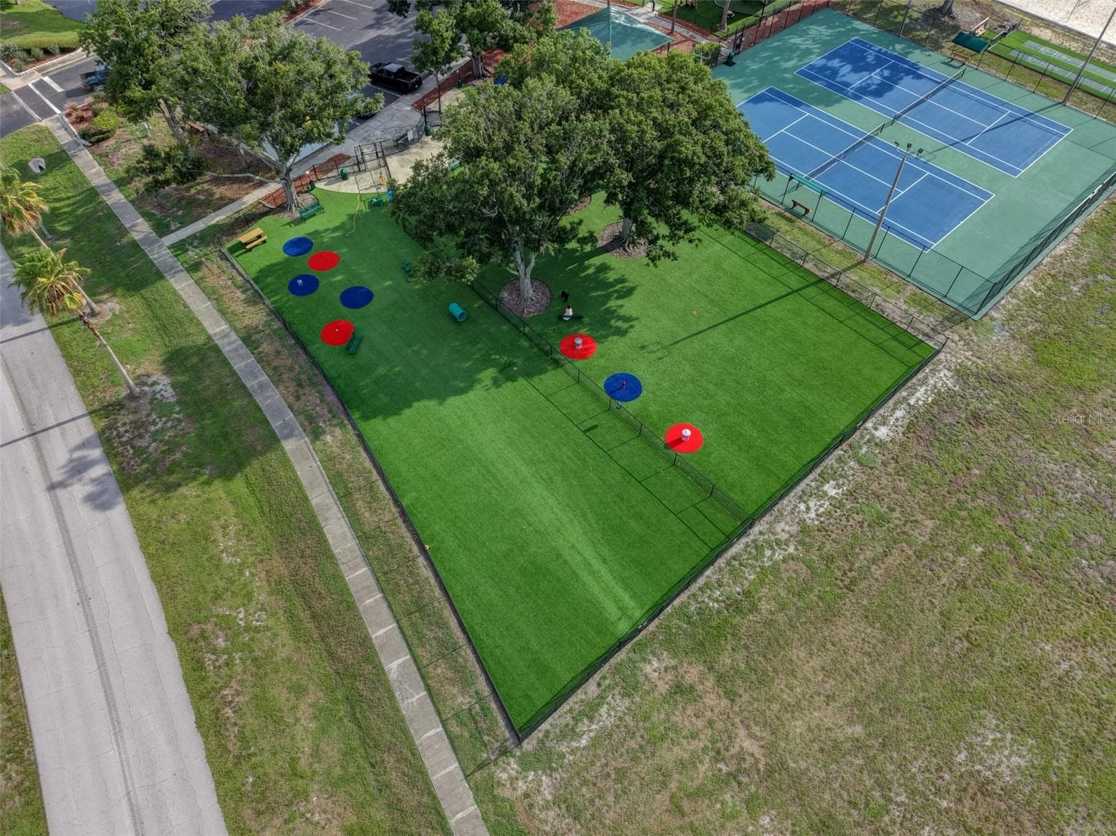 Amenities - 13222 PINE CREEK CIR, RIVERVIEW