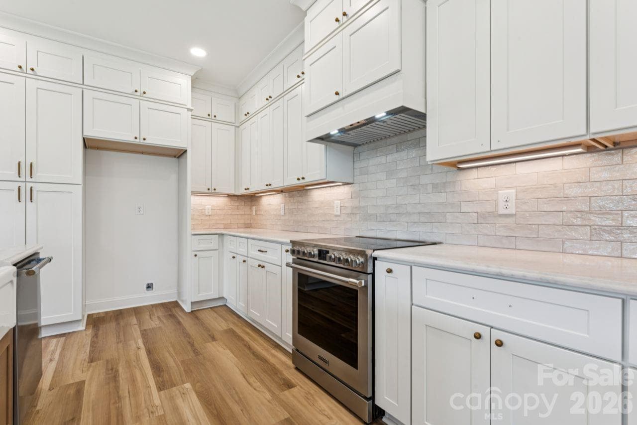 Single Family Residence at 1071 Reba Lane, Kannapolis, photo 13 of 22