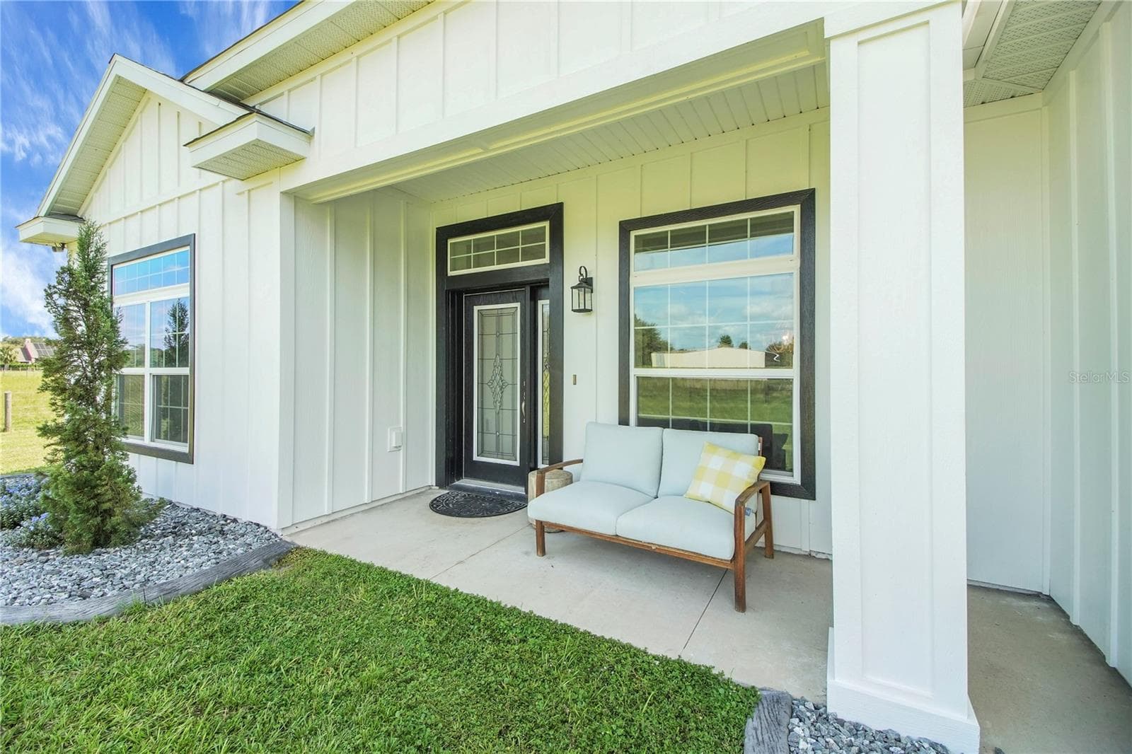 Front porch - 10757 COUNTY ROAD 223, OXFORD