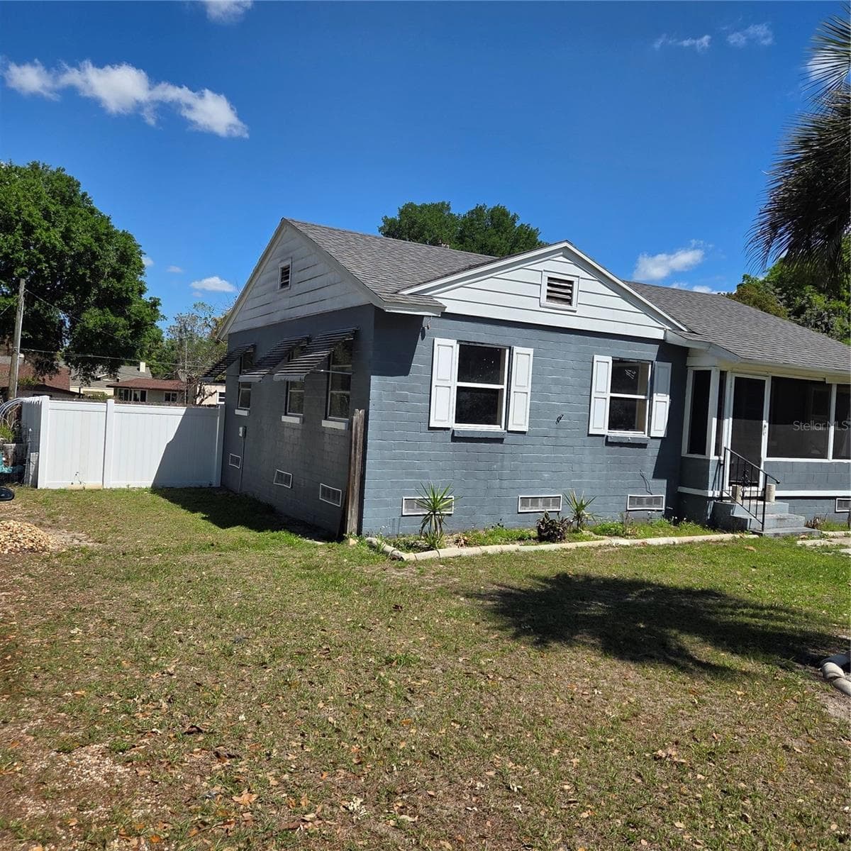 Left Side - 2306 BUTLER ST, LEESBURG