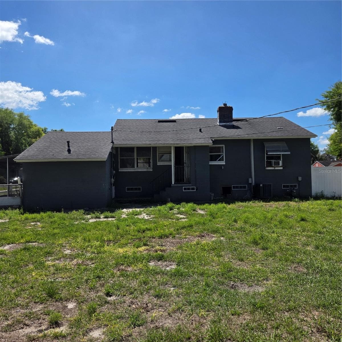Back of Home - 2306 BUTLER ST, LEESBURG