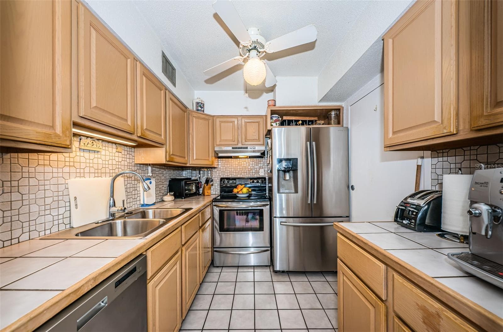 Condominium at 10365 PARADISE BLVD #16, TREASURE ISLAND, photo 15 of 46