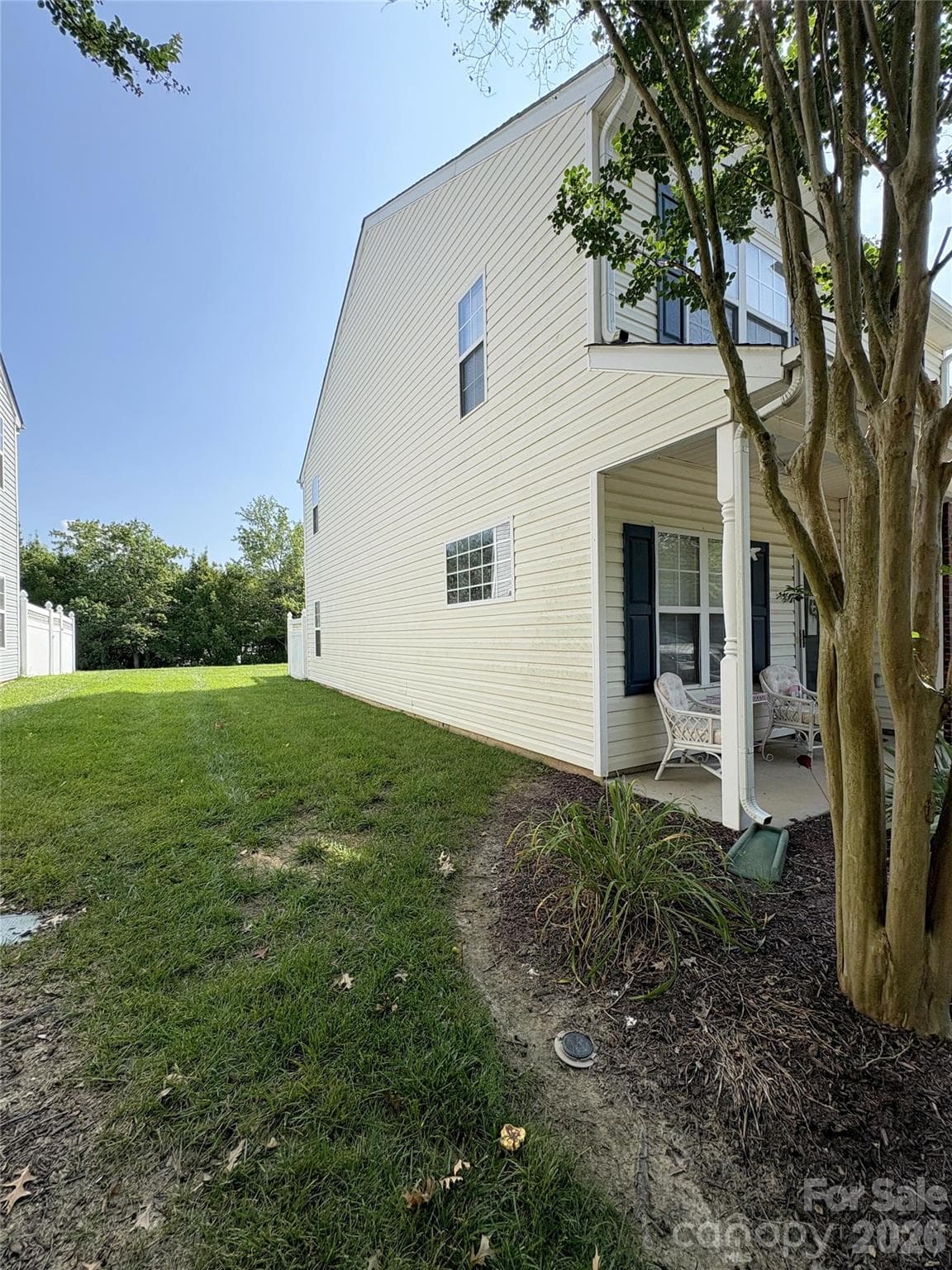 End unit side yard - 11637 Coddington Ridge Drive, Charlotte