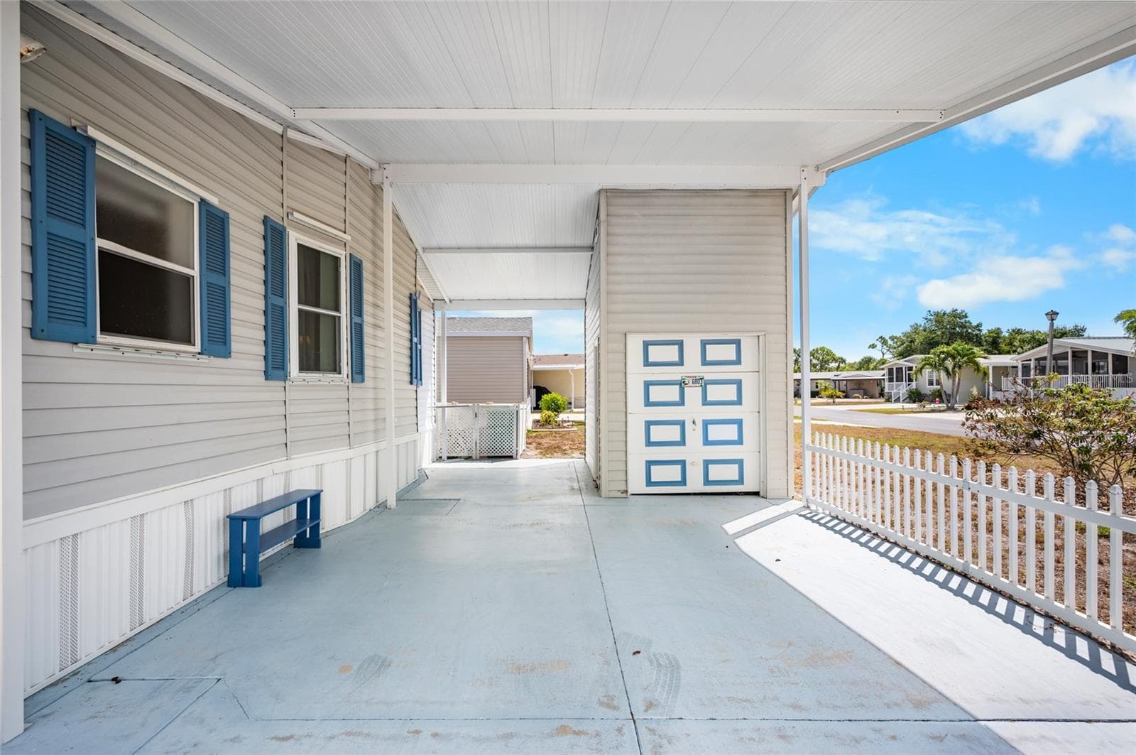 carport and golf cart garage - 9177 PINEHAVEN WAY, ENGLEWOOD