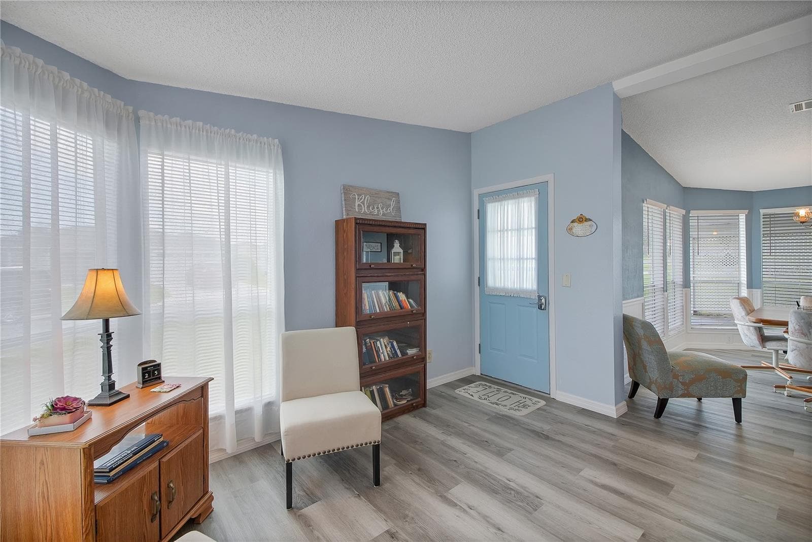 Manufactured Home at 1203 GRANADA CT, THE VILLAGES, photo 7 of 35