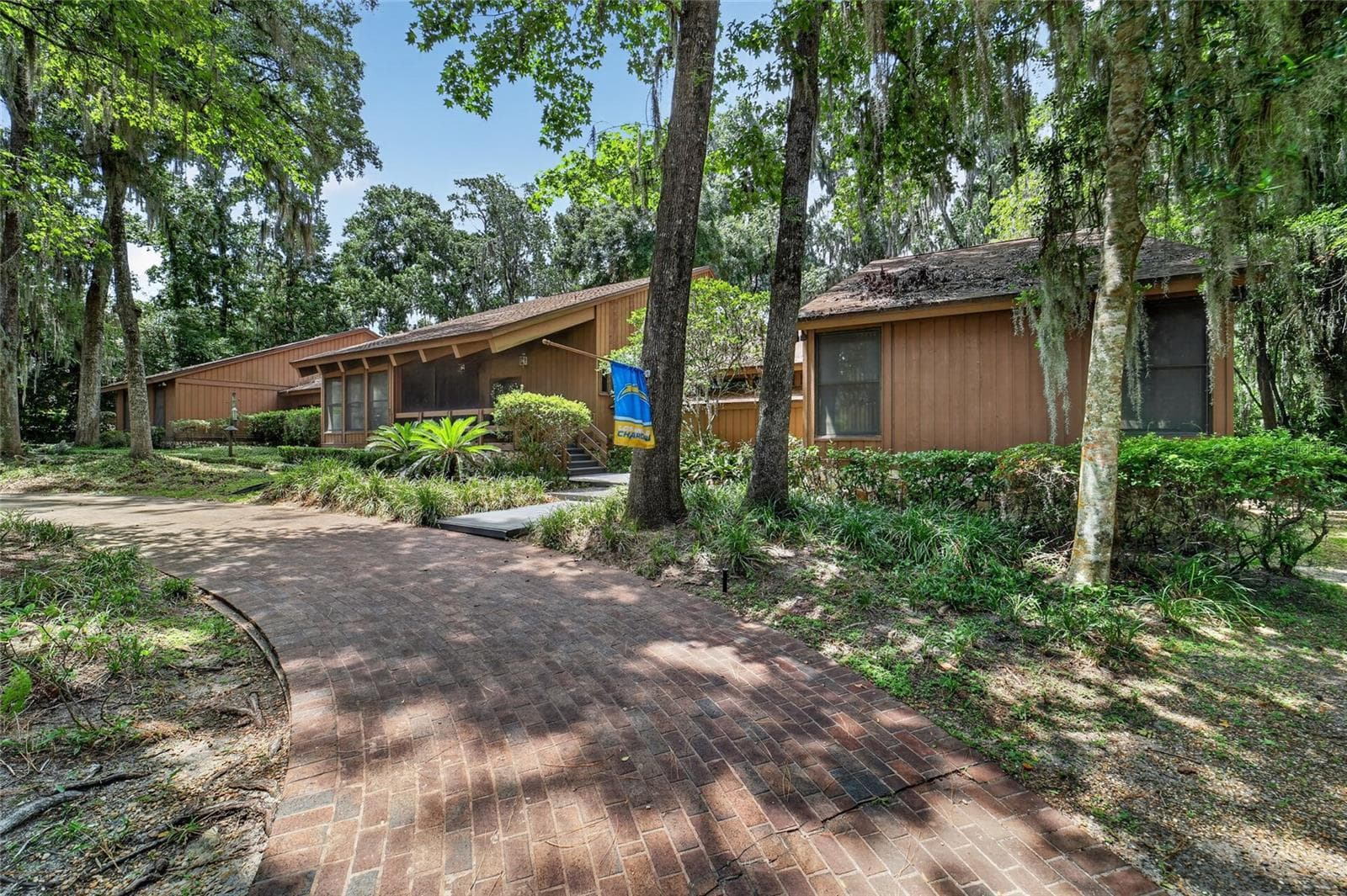 Single Family Residence at 2411 SE 15TH ST, OCALA, photo 9 of 100