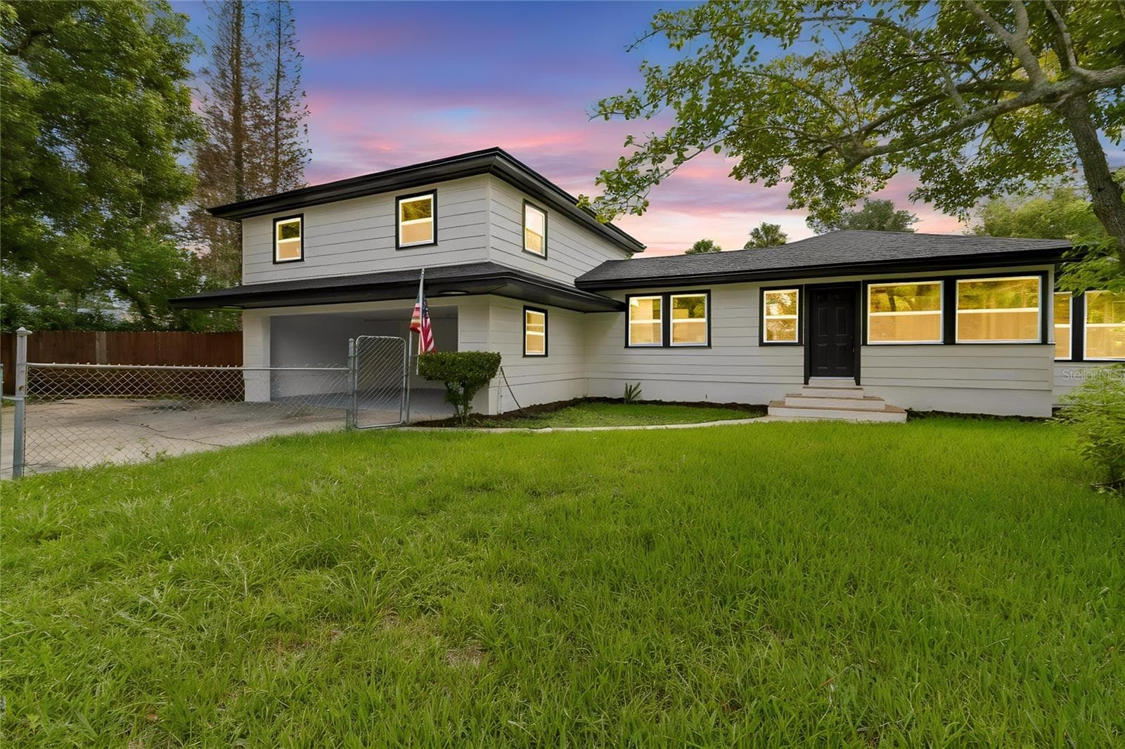 Single Family Residence at 400 PLUMOSA DR, SANFORD, photo 2 of 93