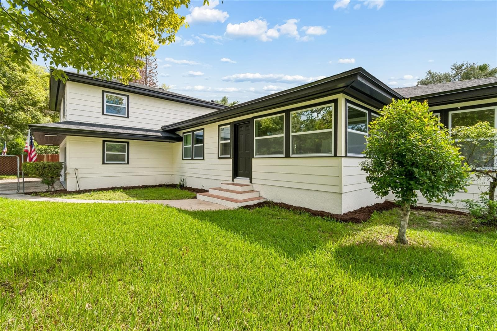 Single Family Residence at 400 PLUMOSA DR, SANFORD, photo 6 of 93