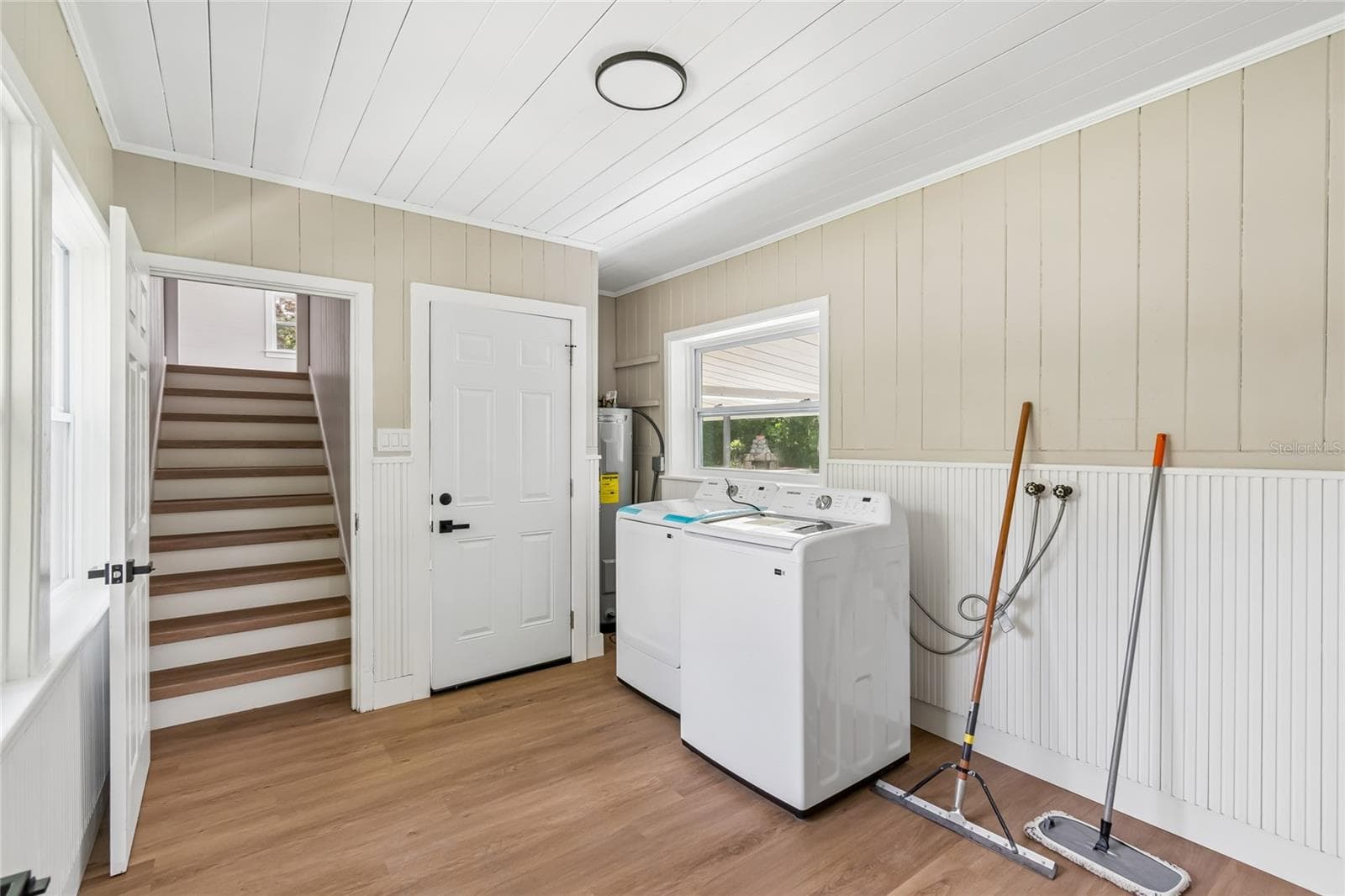 Single Family Residence at 400 PLUMOSA DR, SANFORD, photo 20 of 93