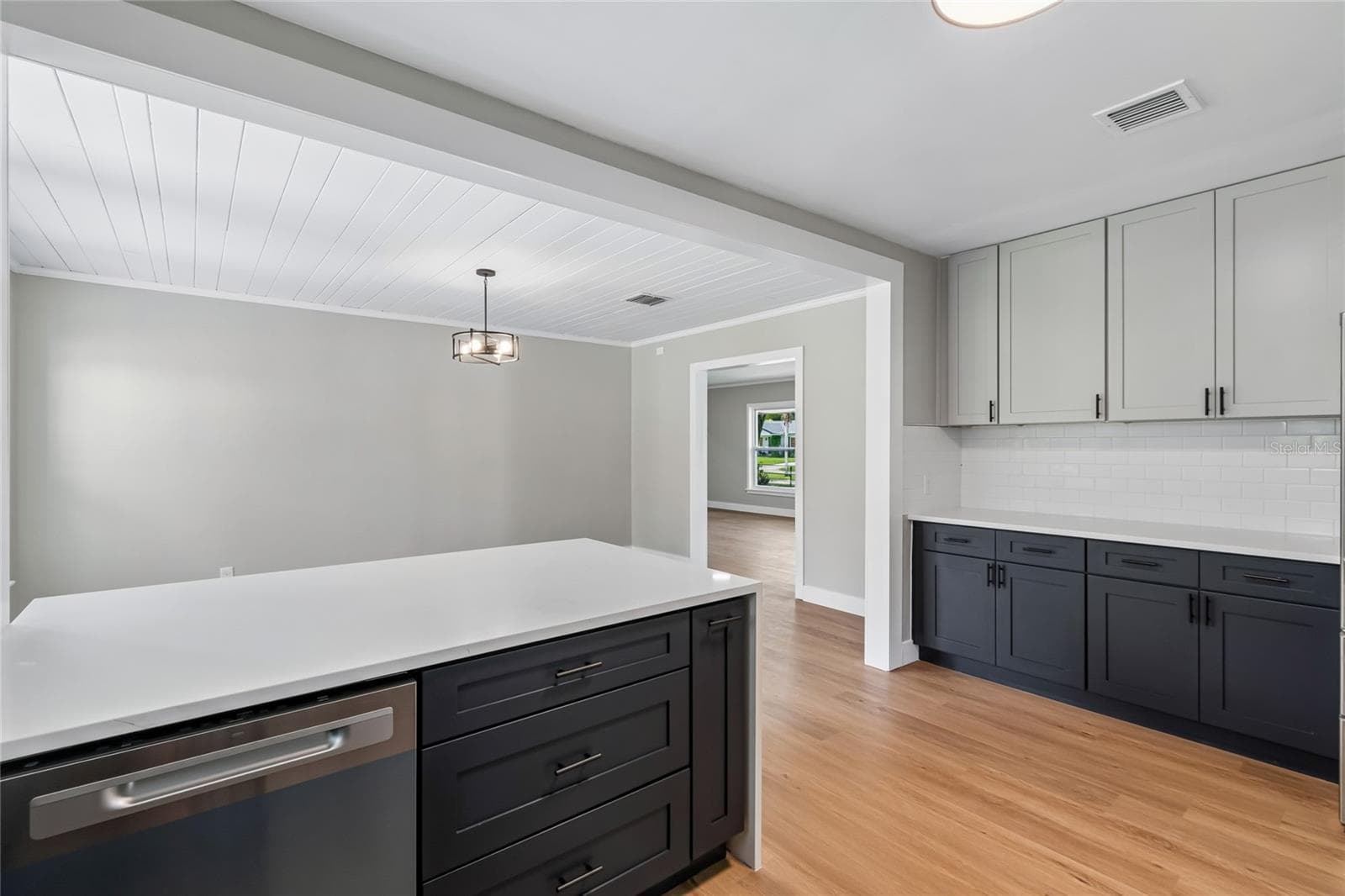 Single Family Residence at 400 PLUMOSA DR, SANFORD, photo 28 of 93