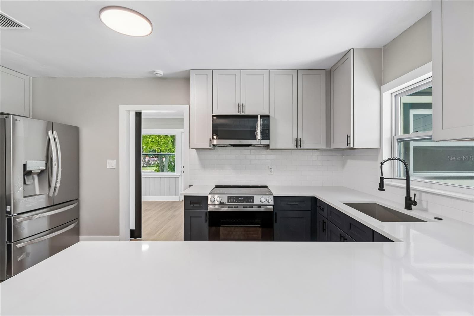 Single Family Residence at 400 PLUMOSA DR, SANFORD, photo 29 of 93